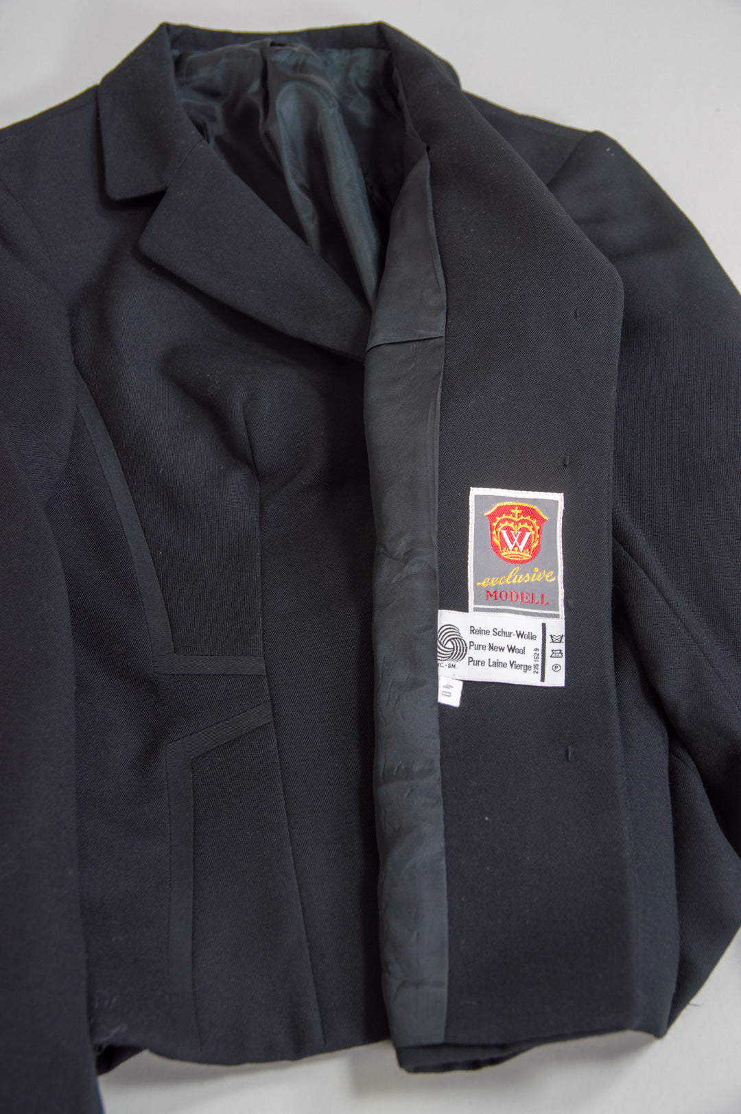 W Exlusive Model musta vintage-pukutakki
