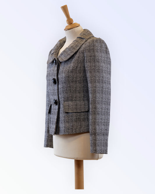 Tahari Arthur s.Levine short jacket
