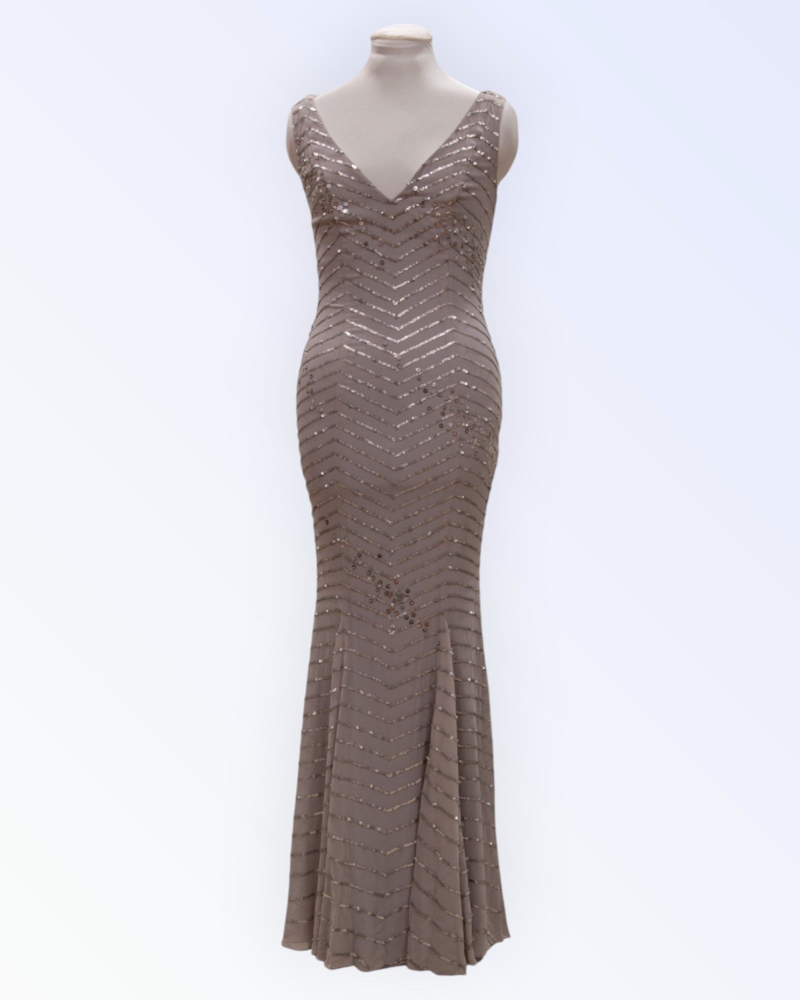 John Charlesin vaaleanharmaa iltapuku