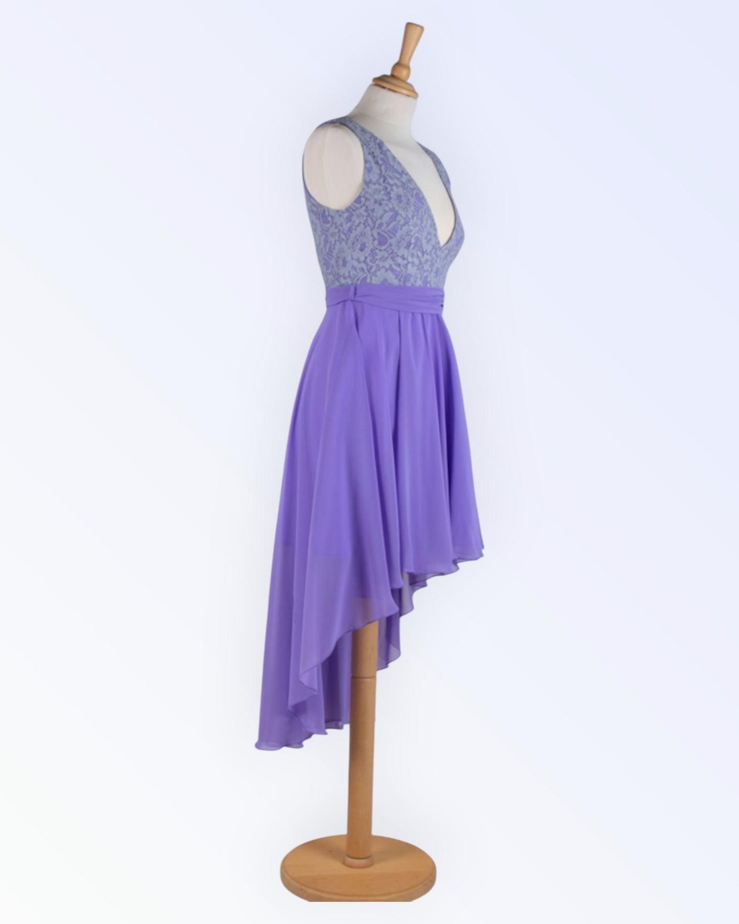 Violetti sifonki cocktailmekko korkea-matala helma