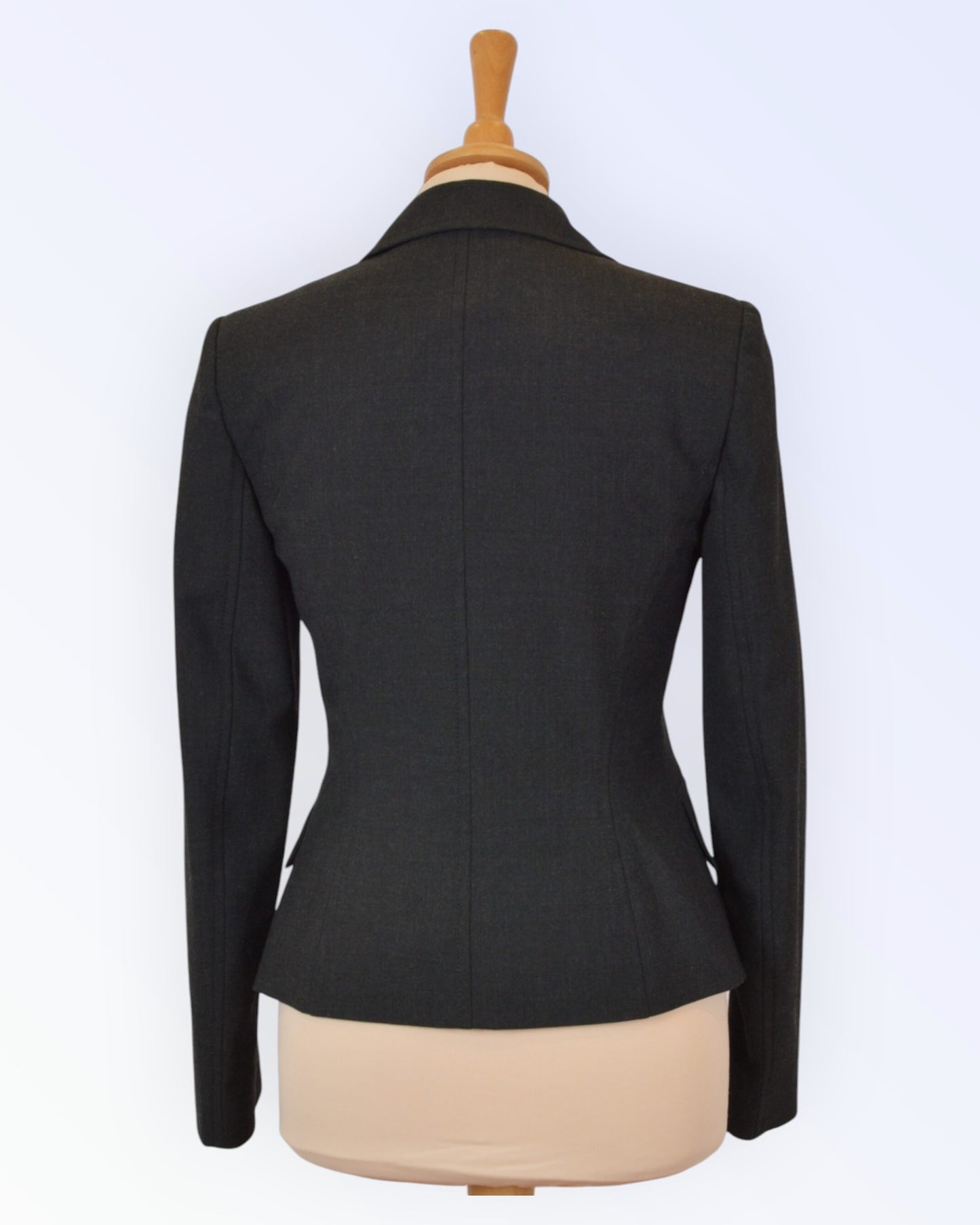 Marc Aurel dark gray suit jacket