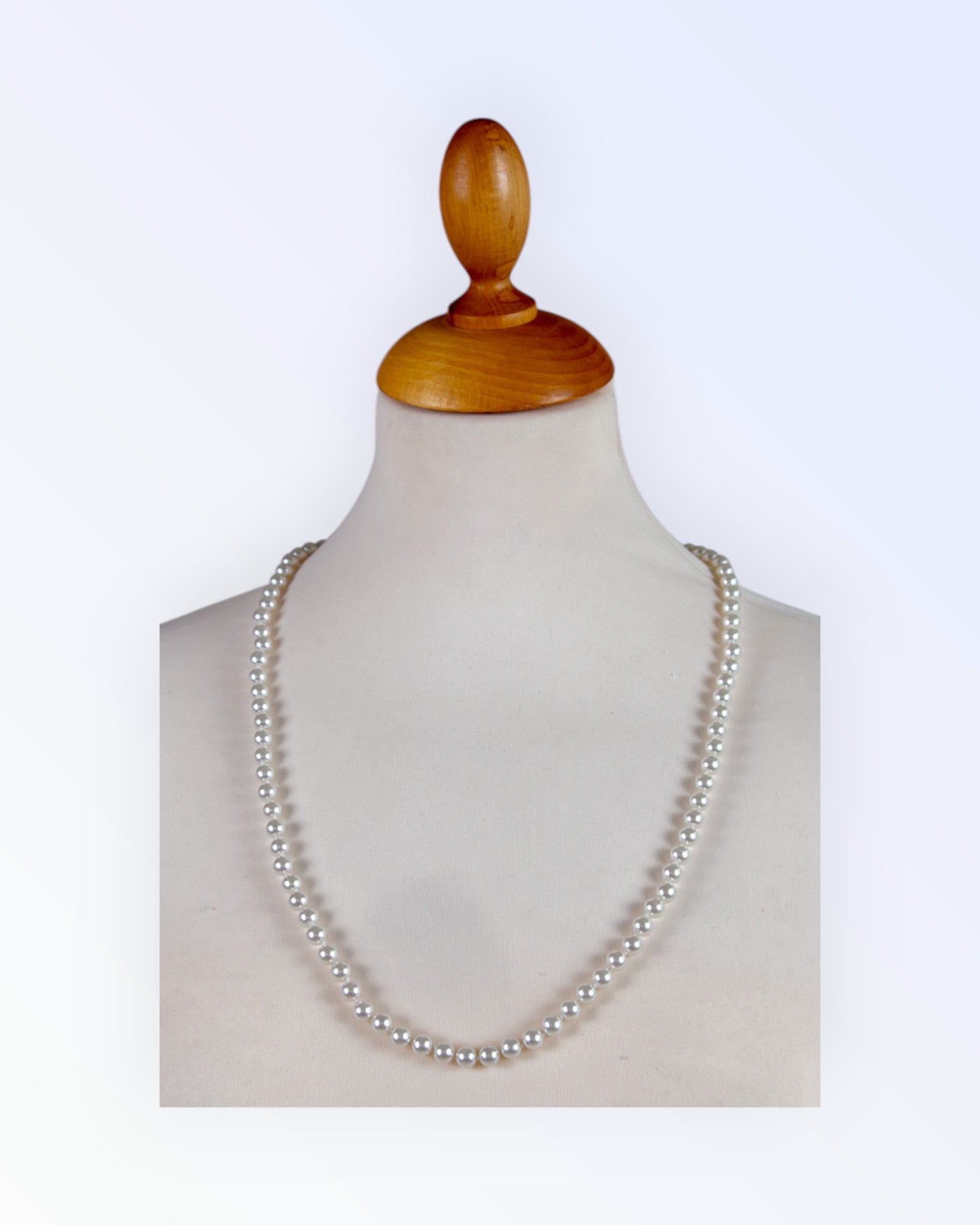 Necklace made of natural white glass pearls