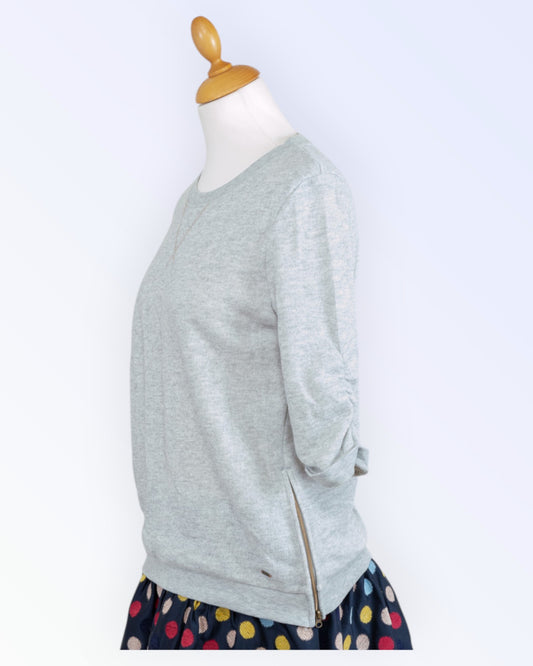 Loose sweater