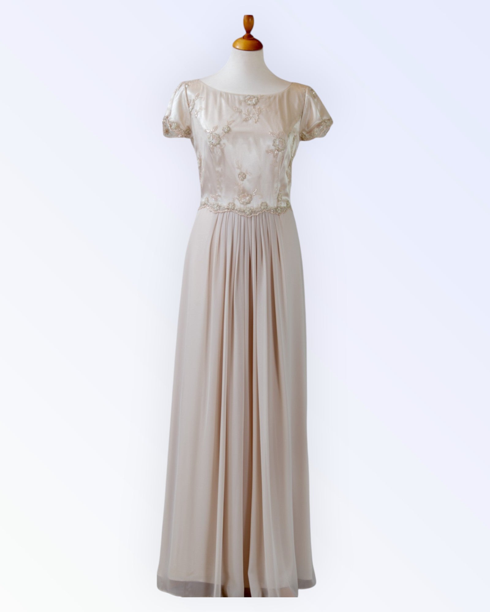 Beige chiffon formal dress Ageless.ee - vintage and retro clothing online store Beige chiffon formal dress Ageless.ee - vintage and retro clothing online store