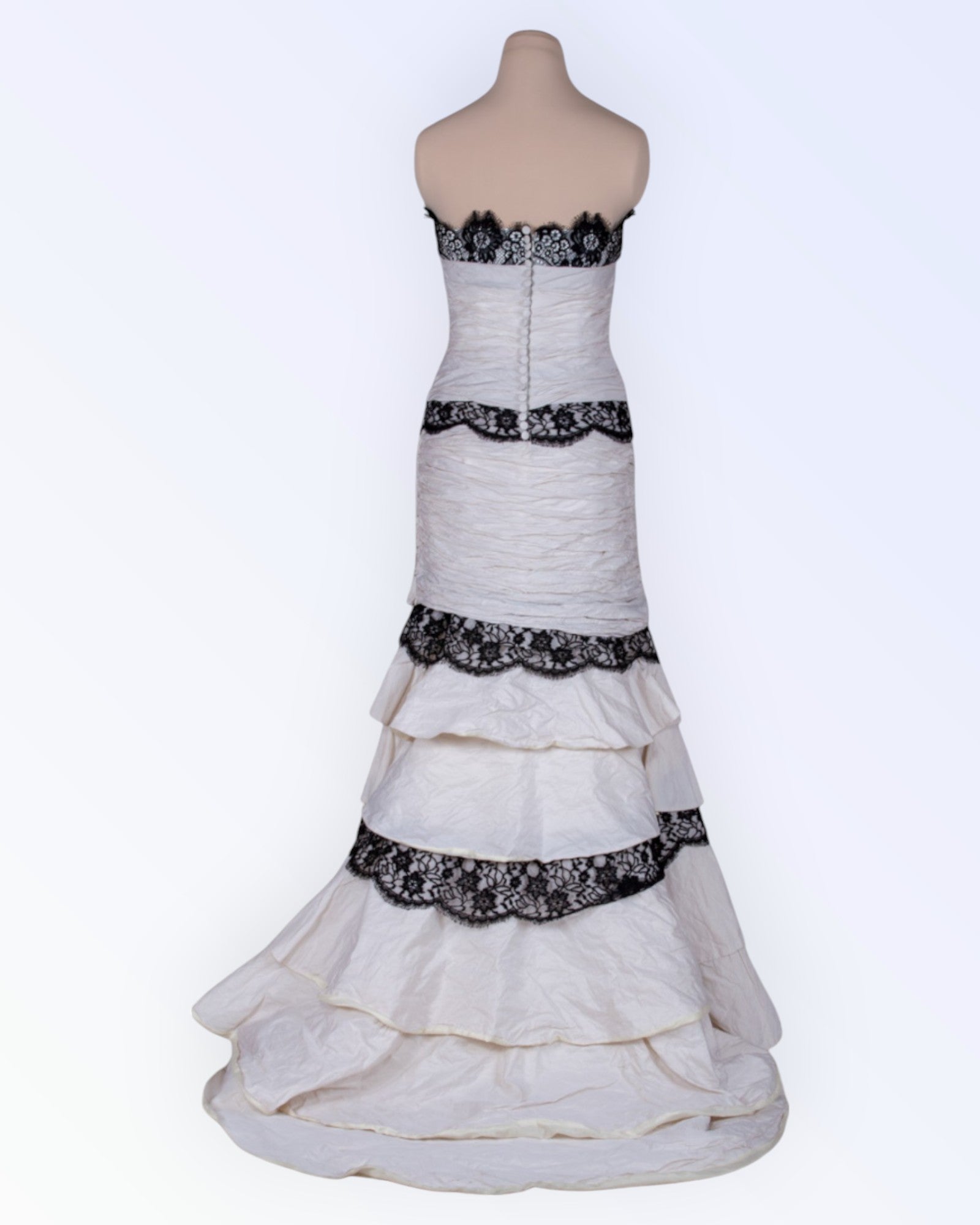 Wedding dress with black details