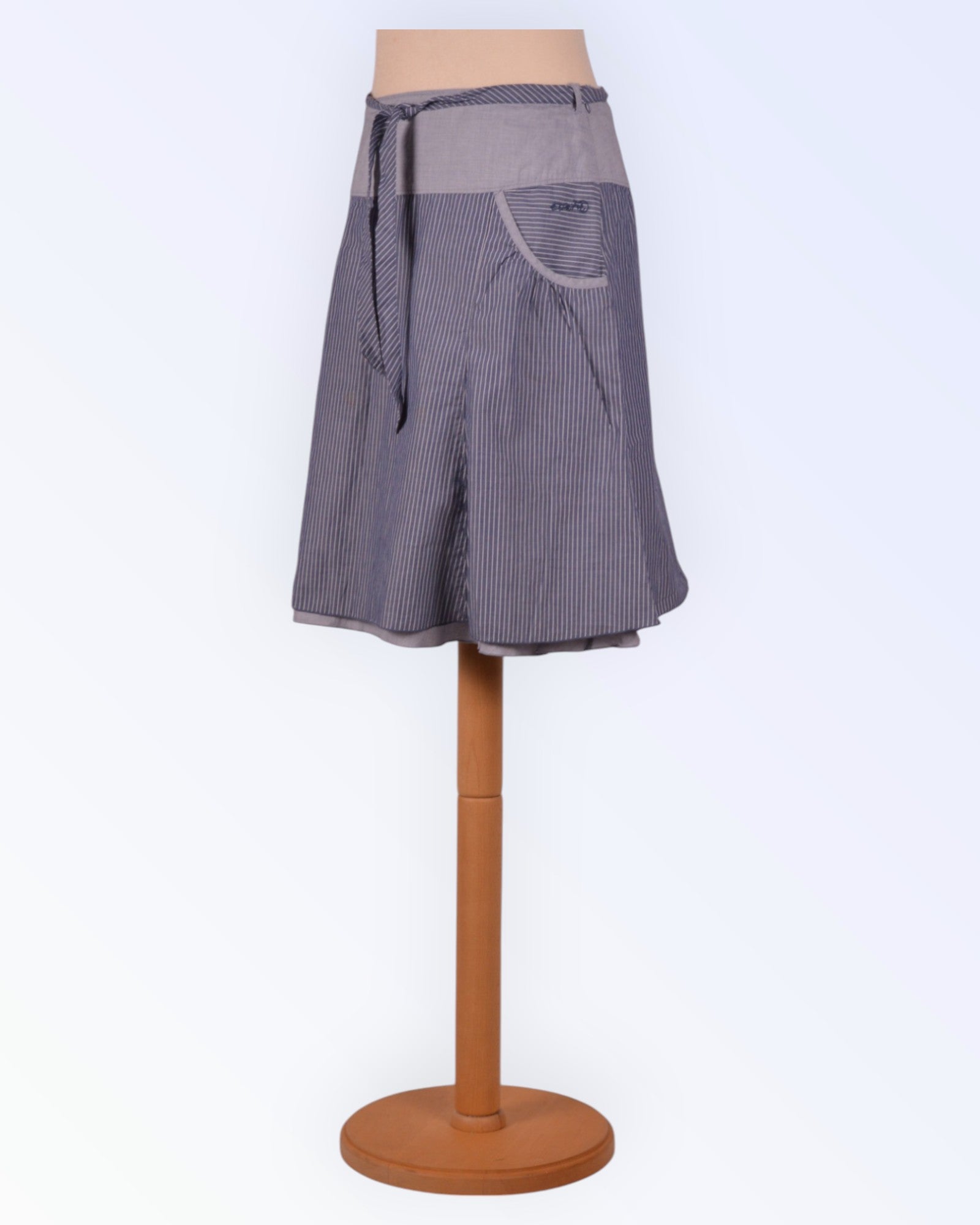 Esprit suvine seelik