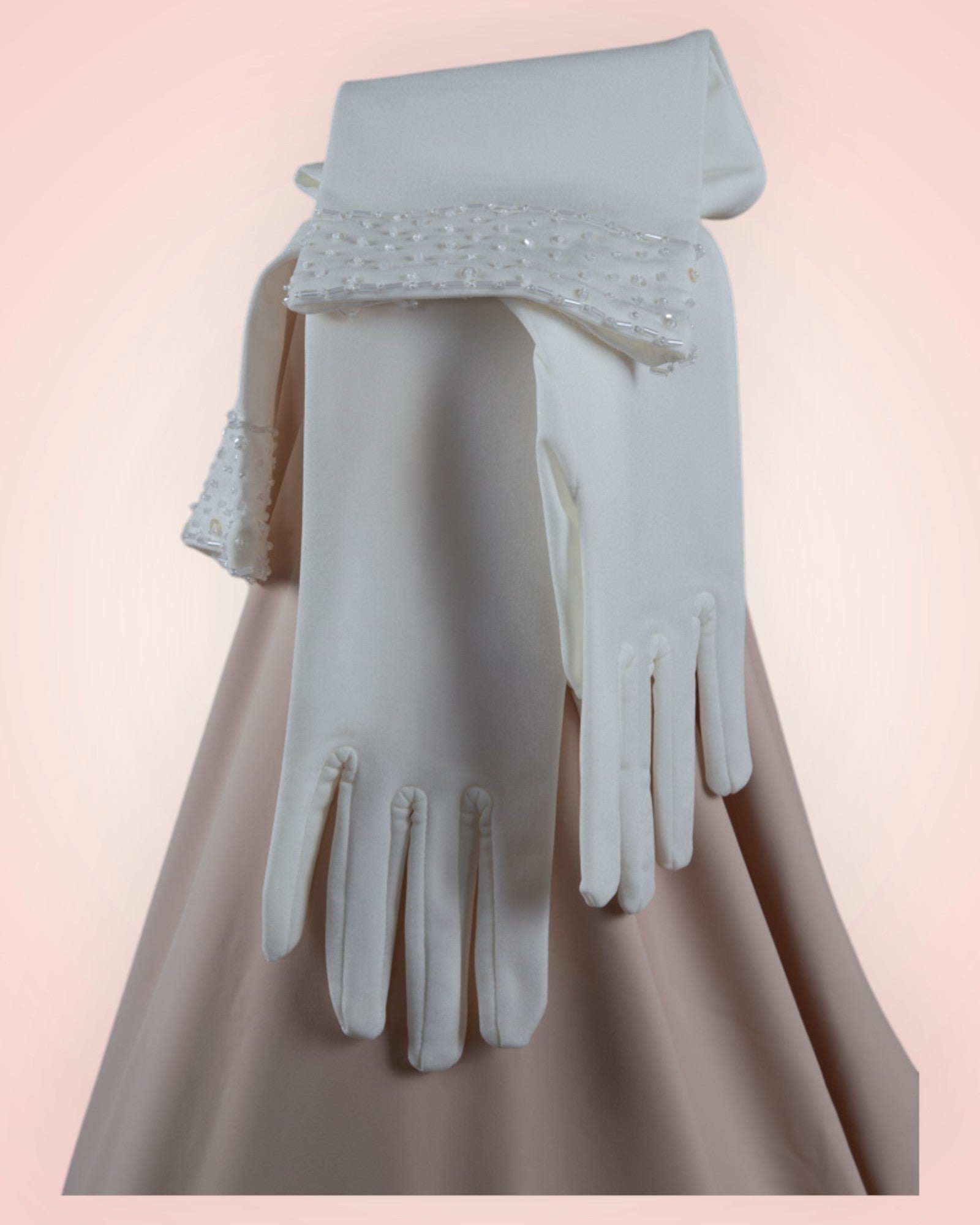 Off-white long festive gloves