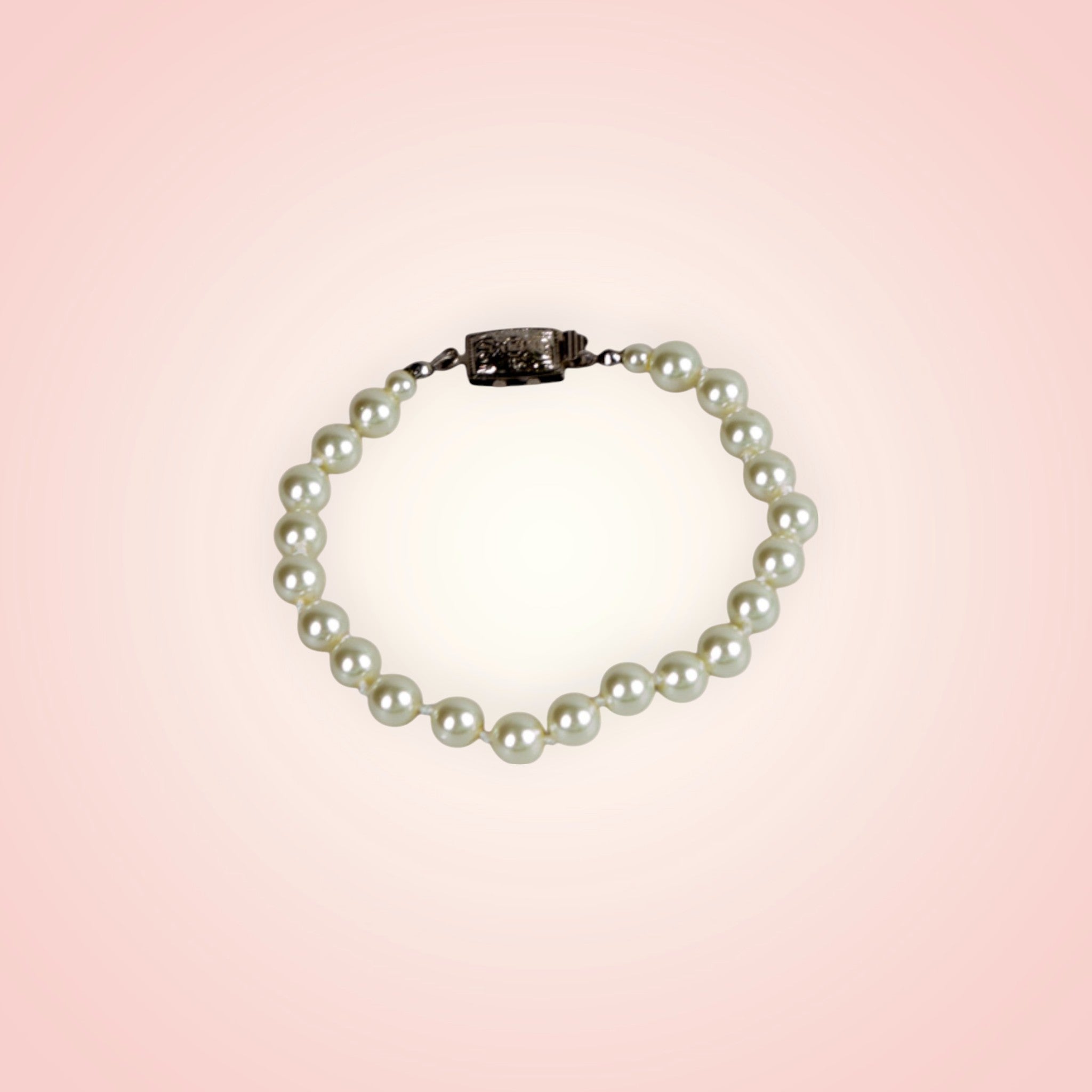 Glass bead bracelet