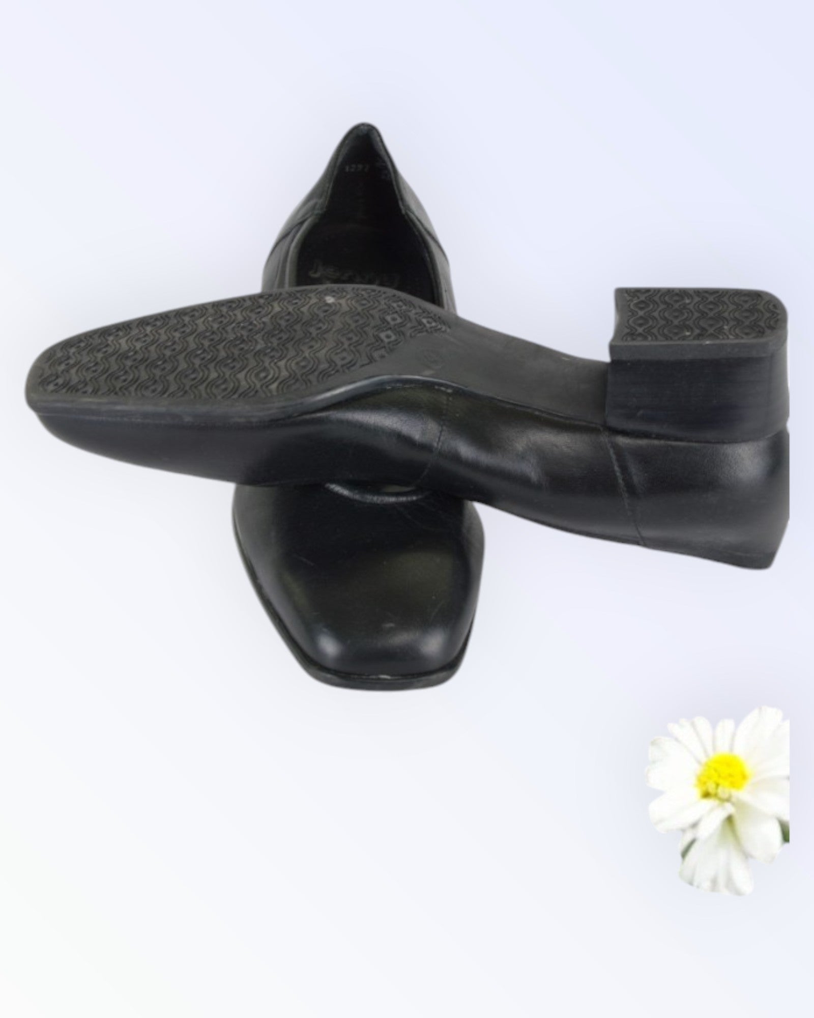 Jenny by Ara mustat kengät