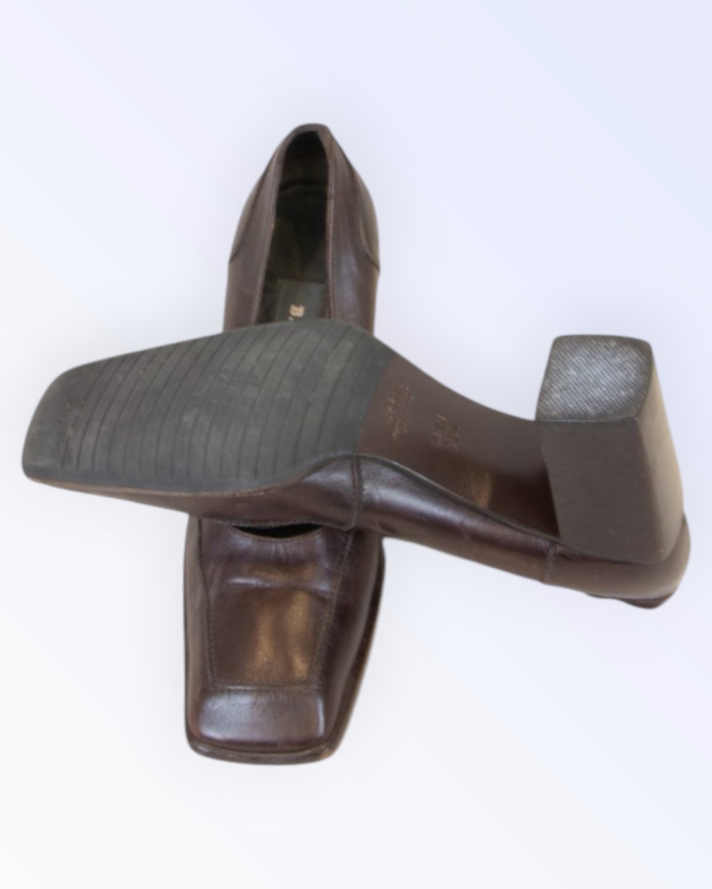 Bally vintage-stiilis pruunid kingad
