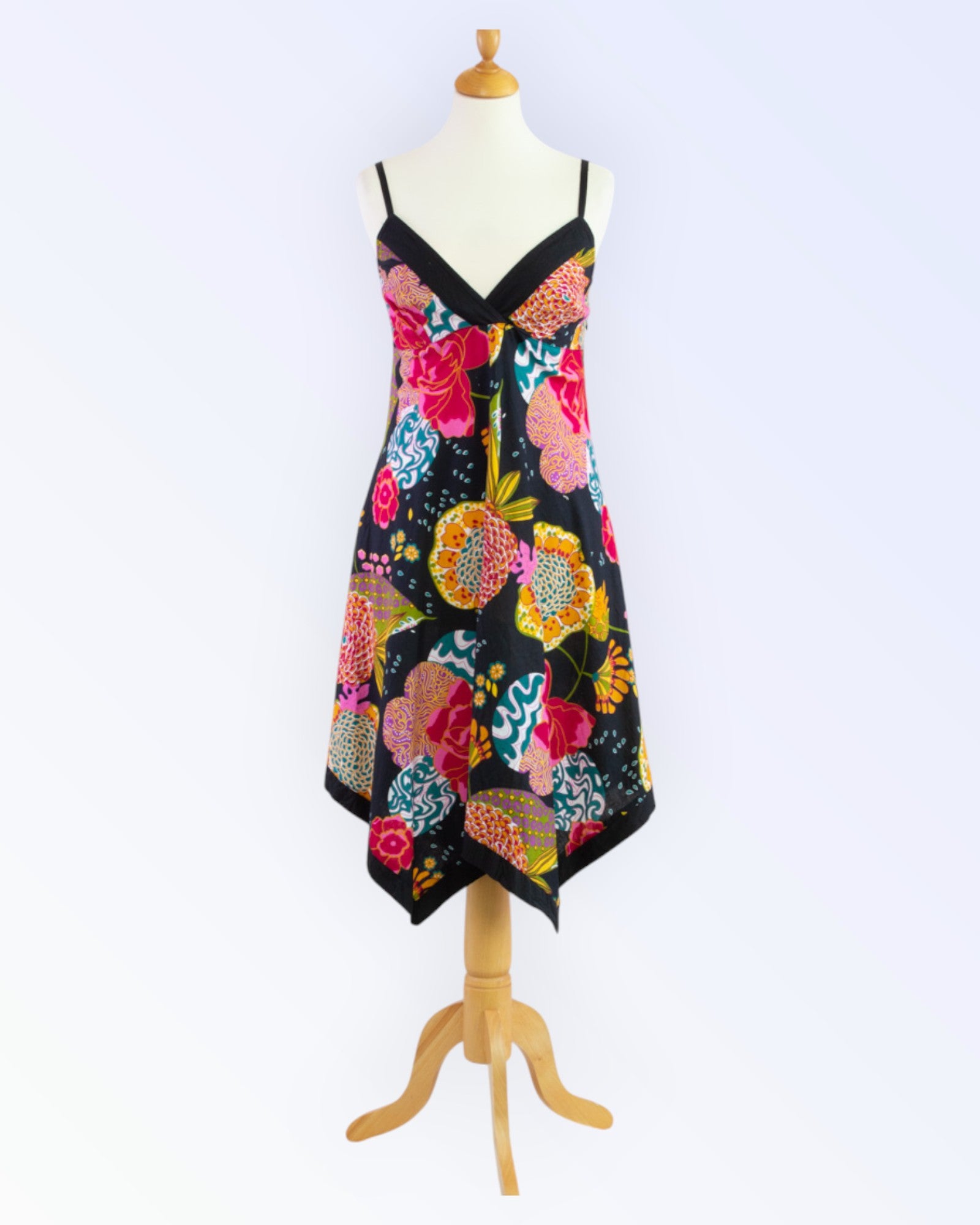 Joe Brouns by Coline värikäs kesämekko