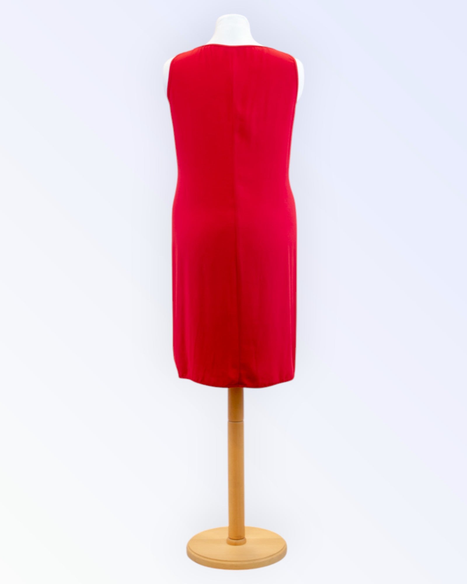 Claudia Sträter red dress