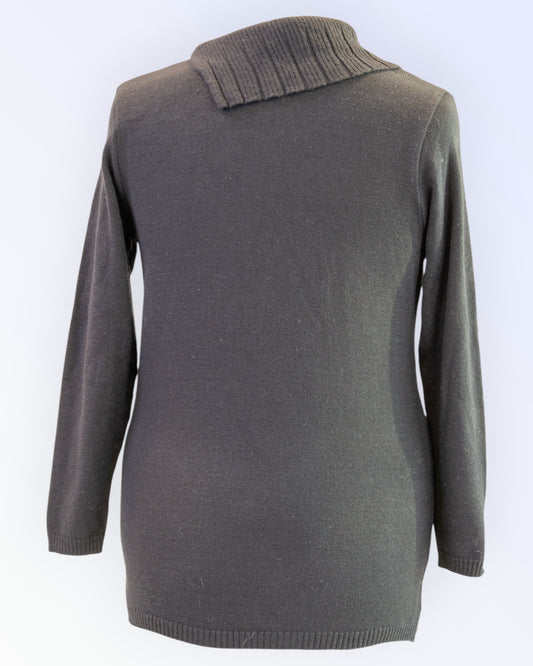 Black knitted sweater