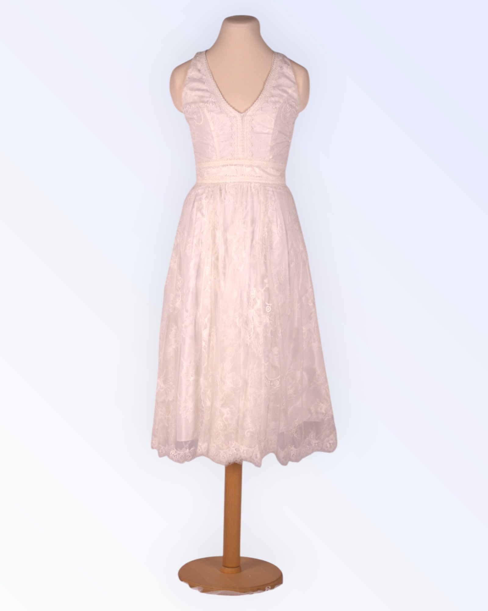Short lace wedding dress