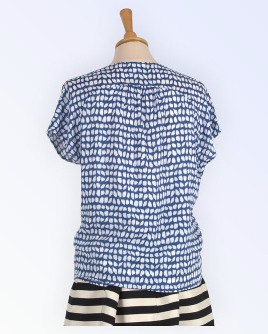 Peak Performance thin summer blouse