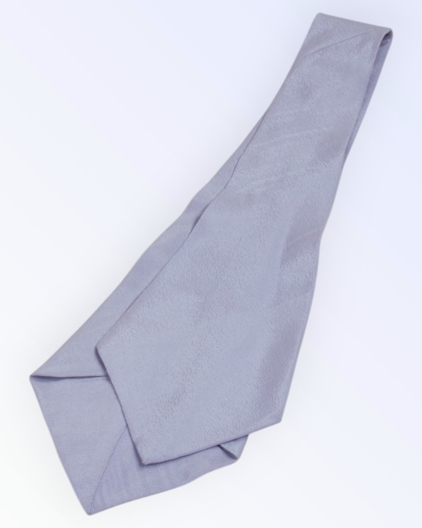 Tie-on necktie for boys