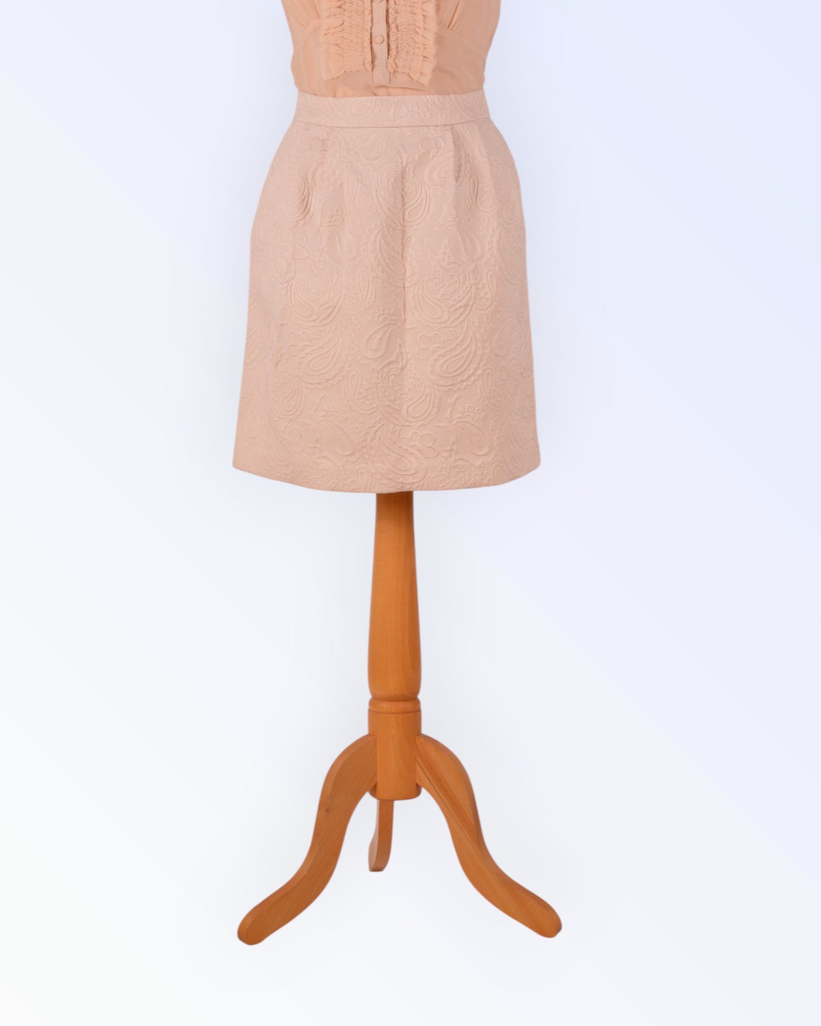 H&M:n vaaleanpunainen kynähame