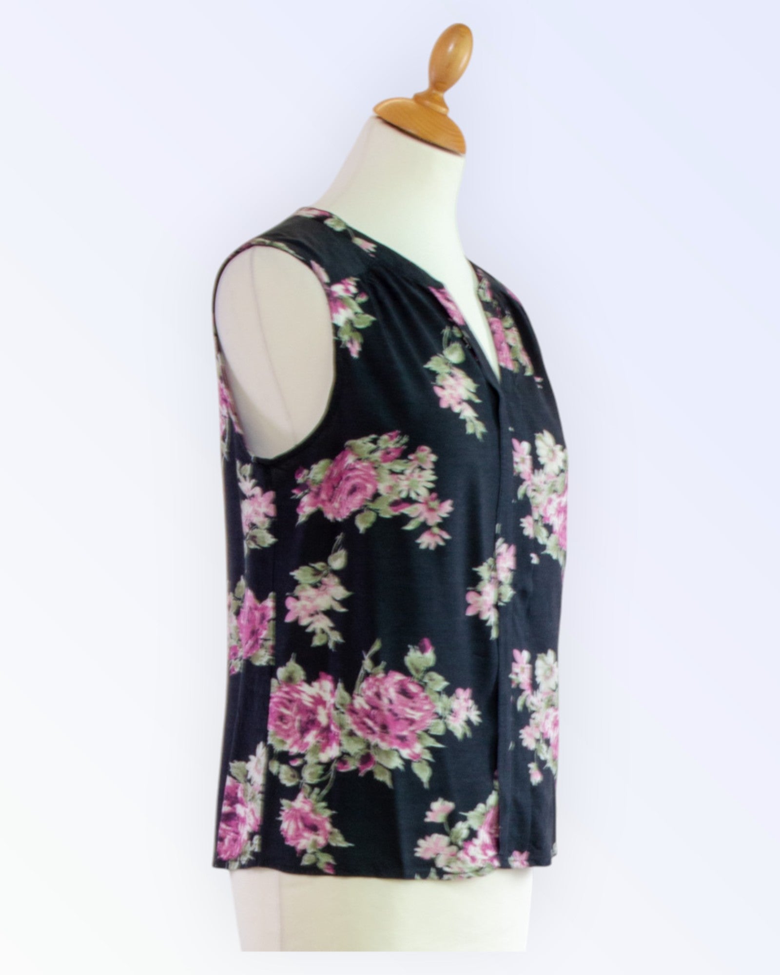 Pigalle (Only) floral summer blouse