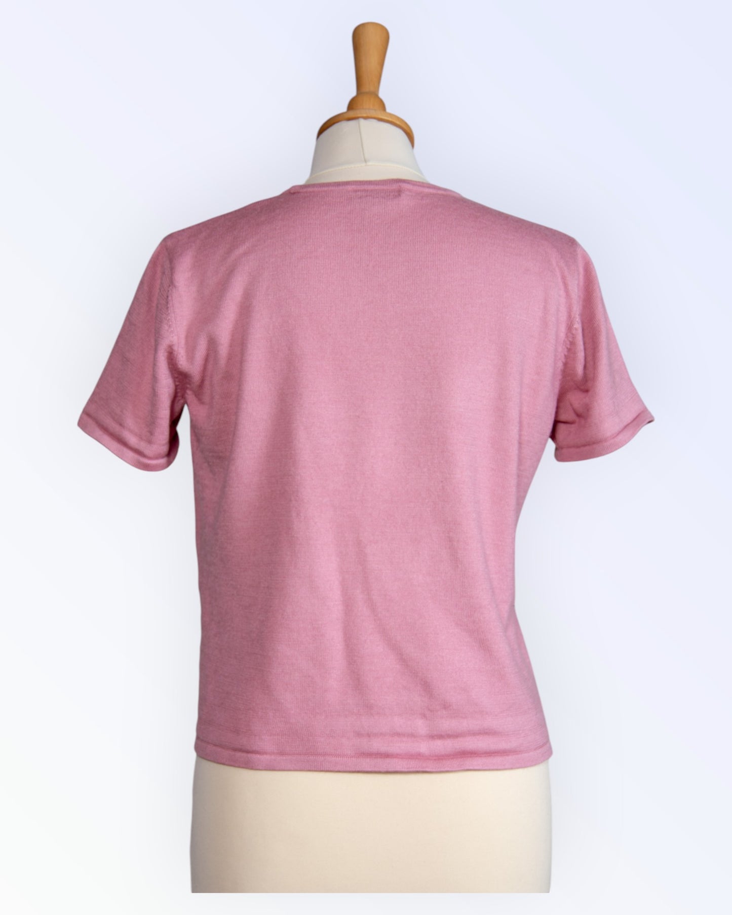 Tahari-pinkki neule