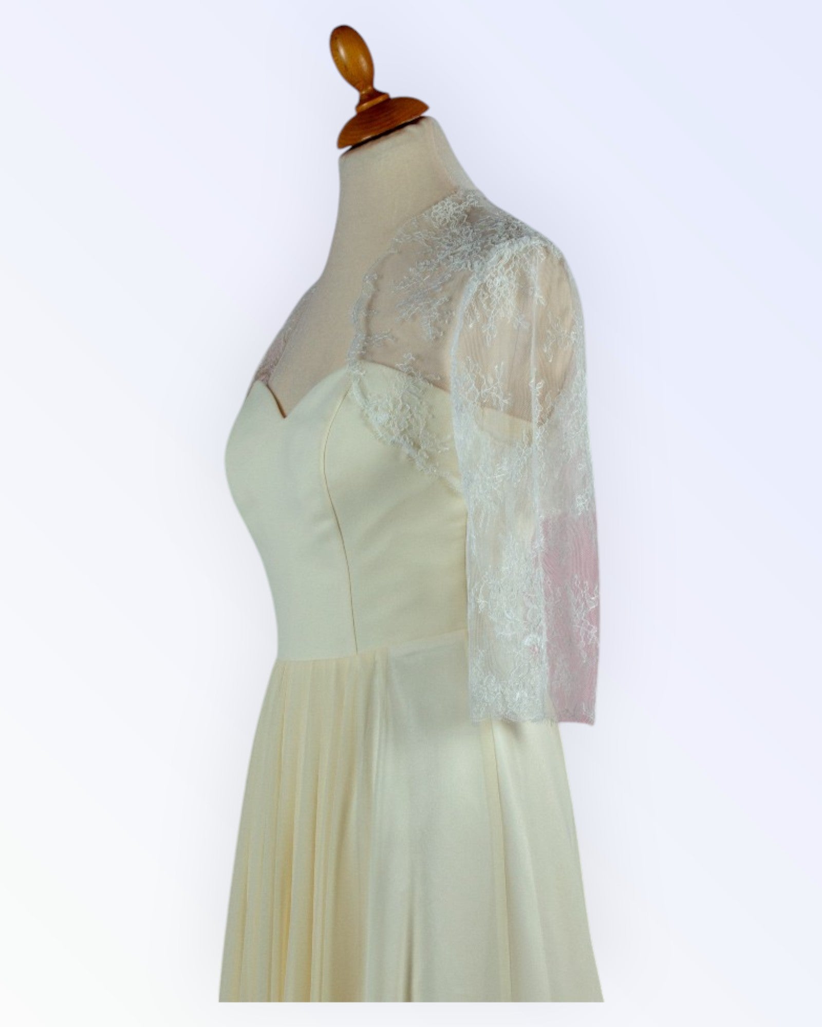 Festive off-white lace bolero