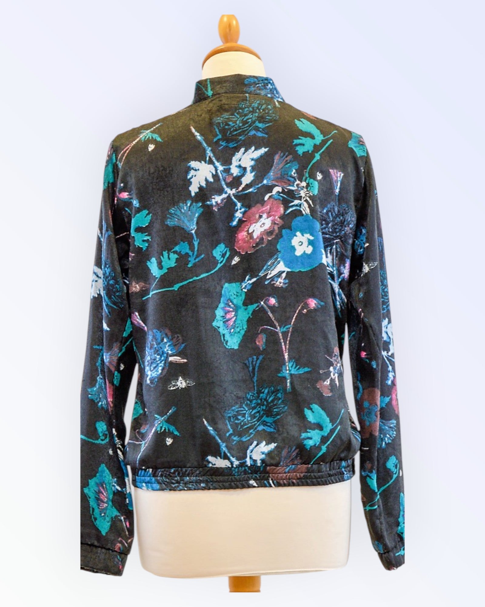 Garcia Jeans lillemustrilisest kangast sportlik jakk