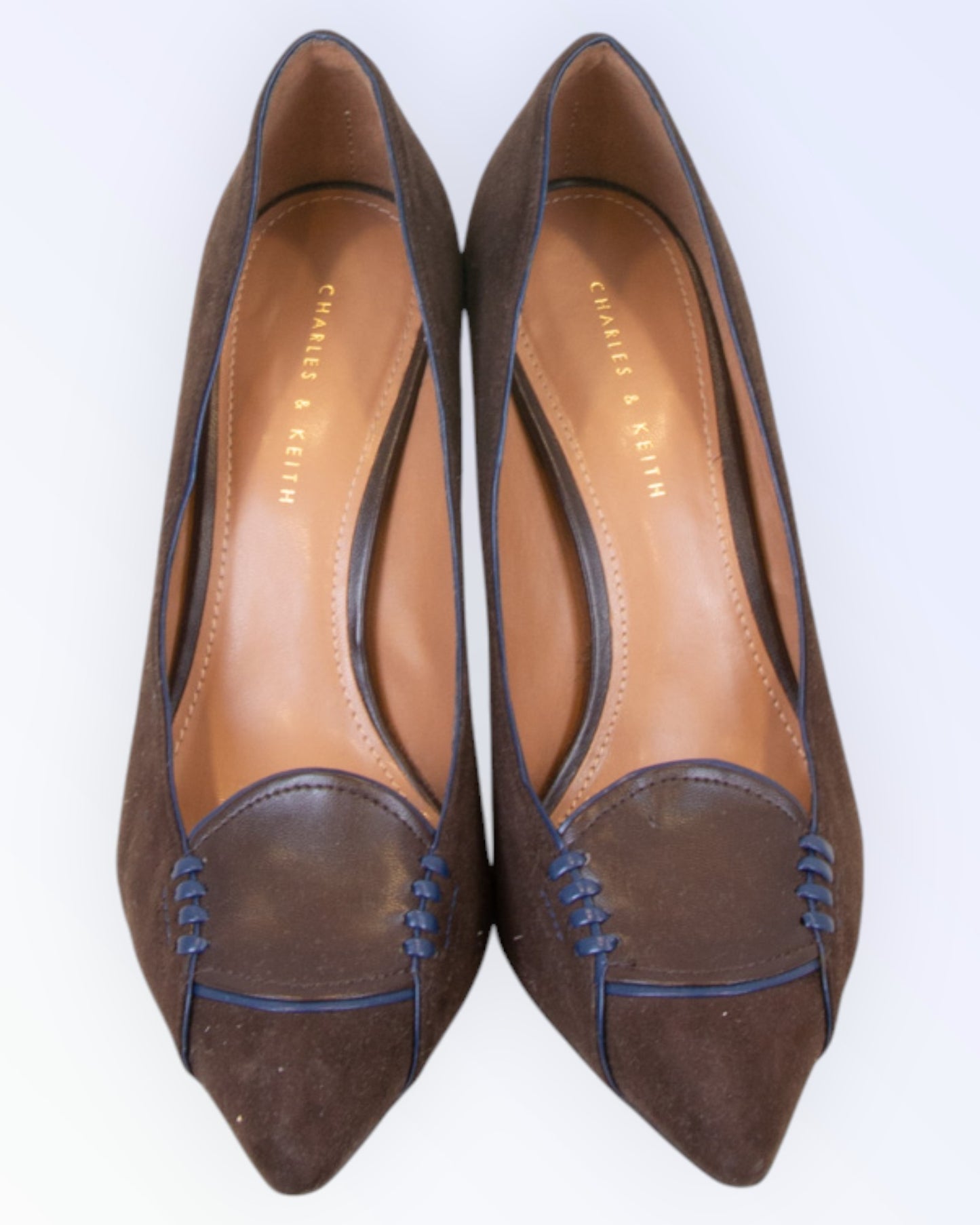 Charles & Keith pruunid kingad
