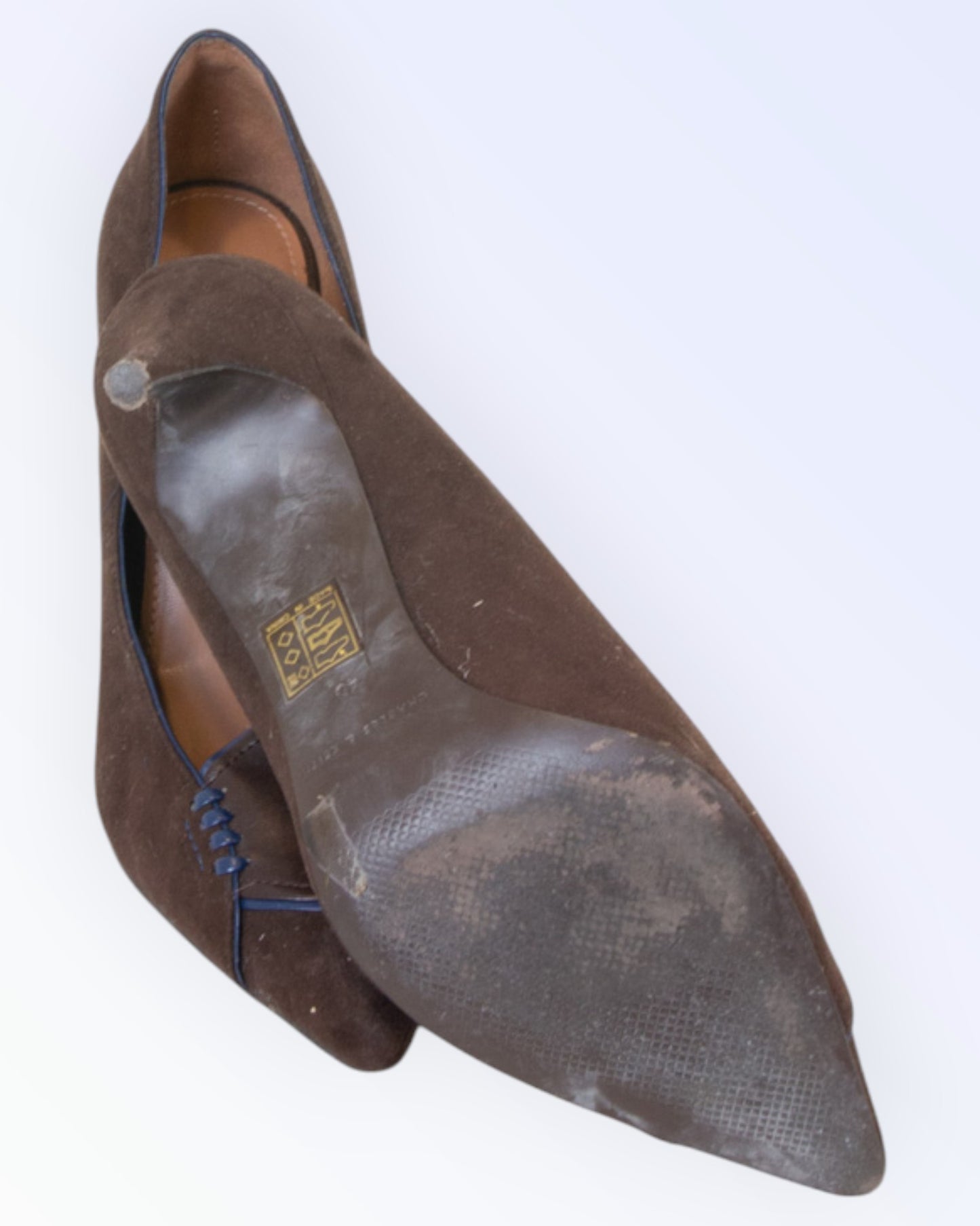 Charles & Keith pruunid kingad