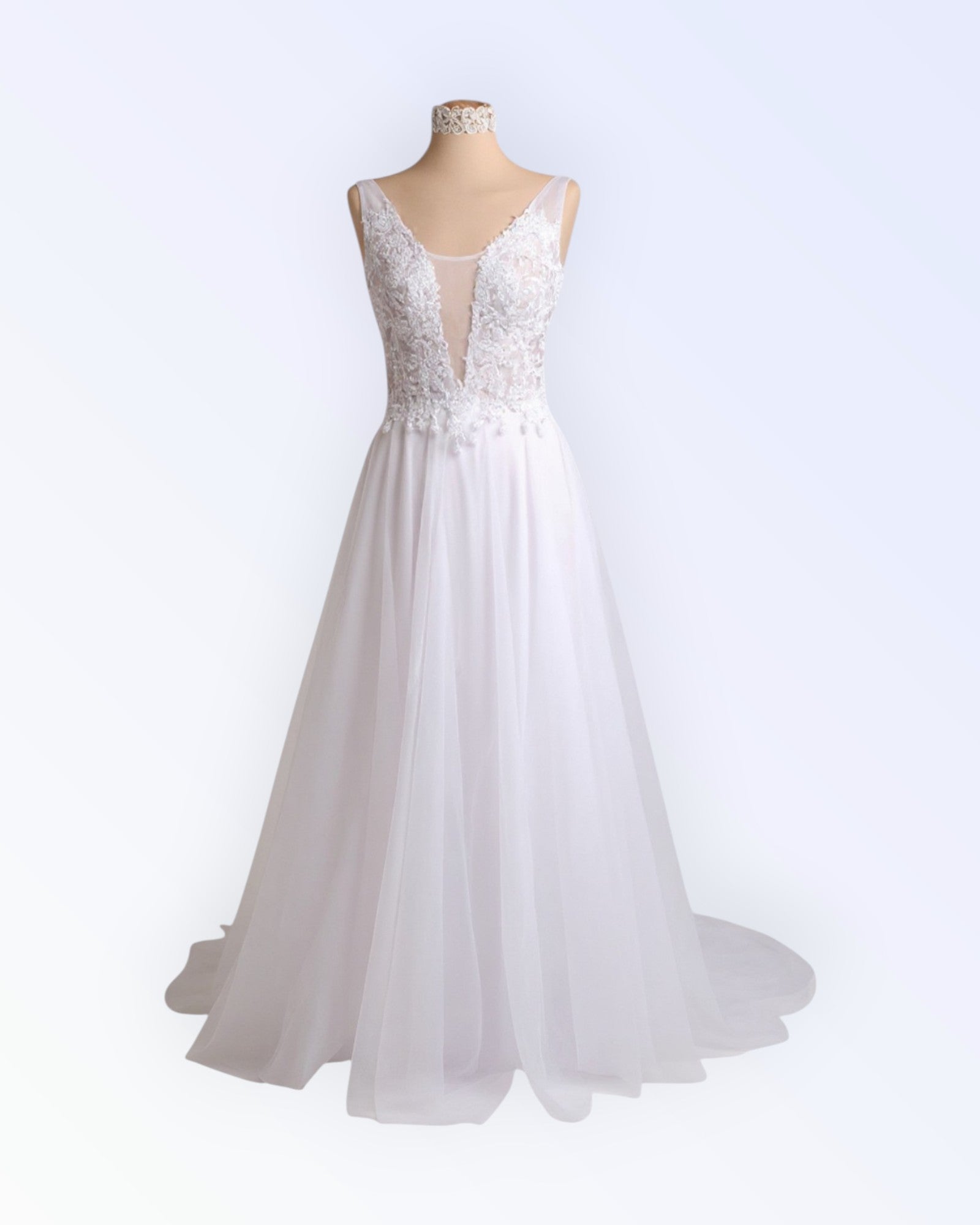 Tulle wedding dress