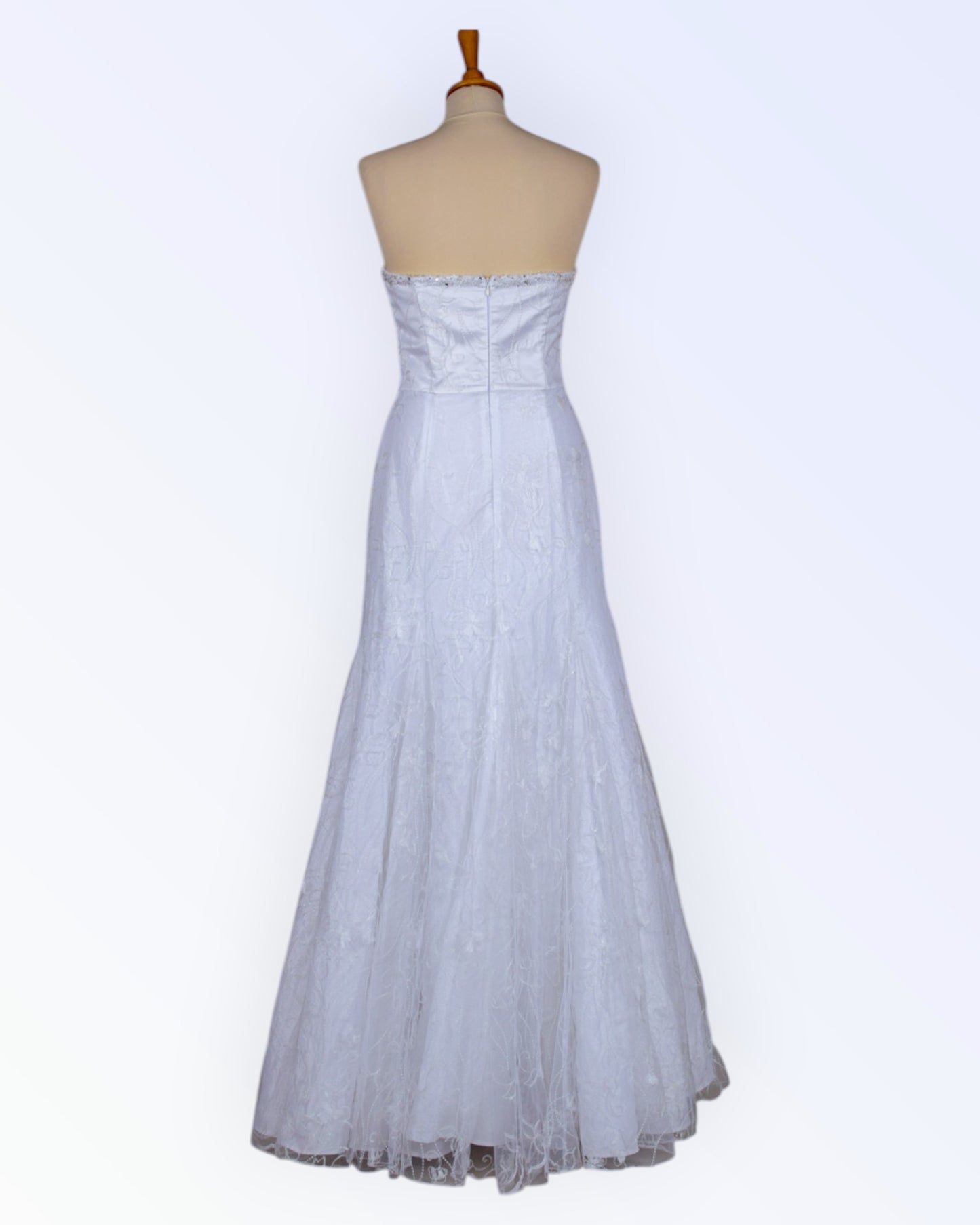 Fishtail wedding dress