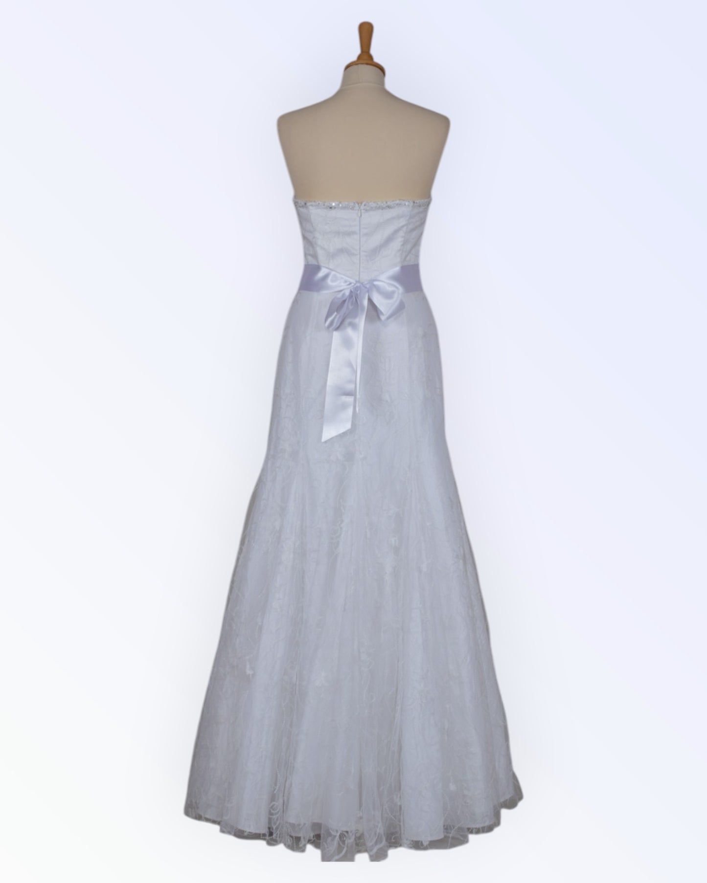 Fishtail wedding dress