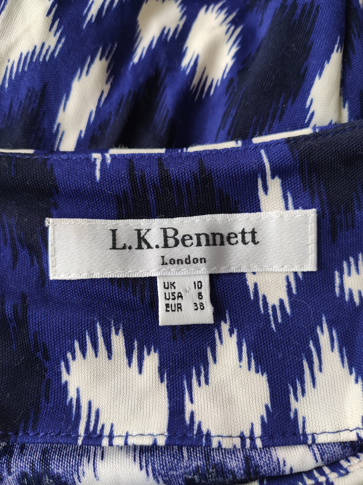 brand label