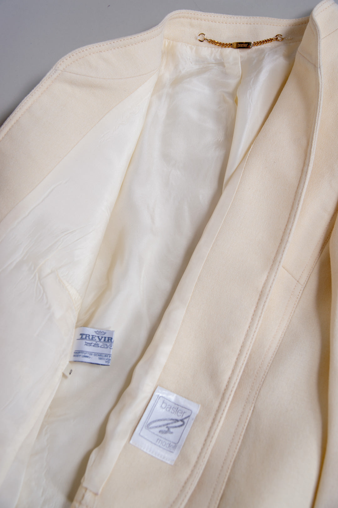 Basler Modell off-white vintage jacket