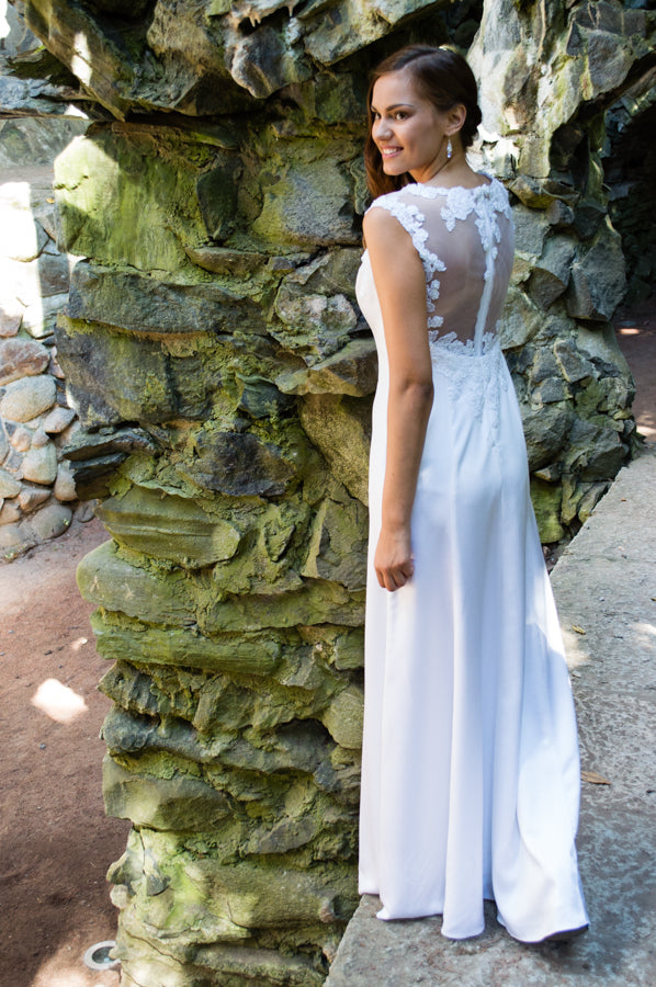 Thin satin wedding dress