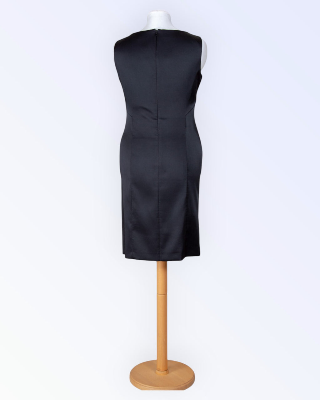 Sir Oliver's little black dress