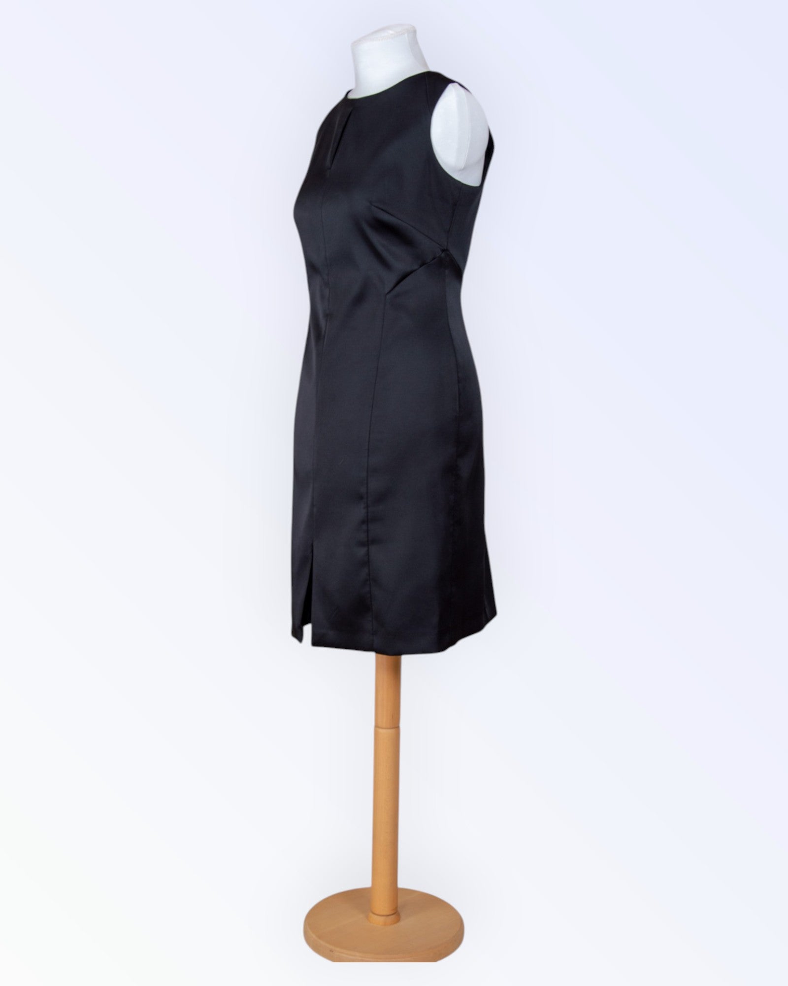 Sir Oliver's little black dress