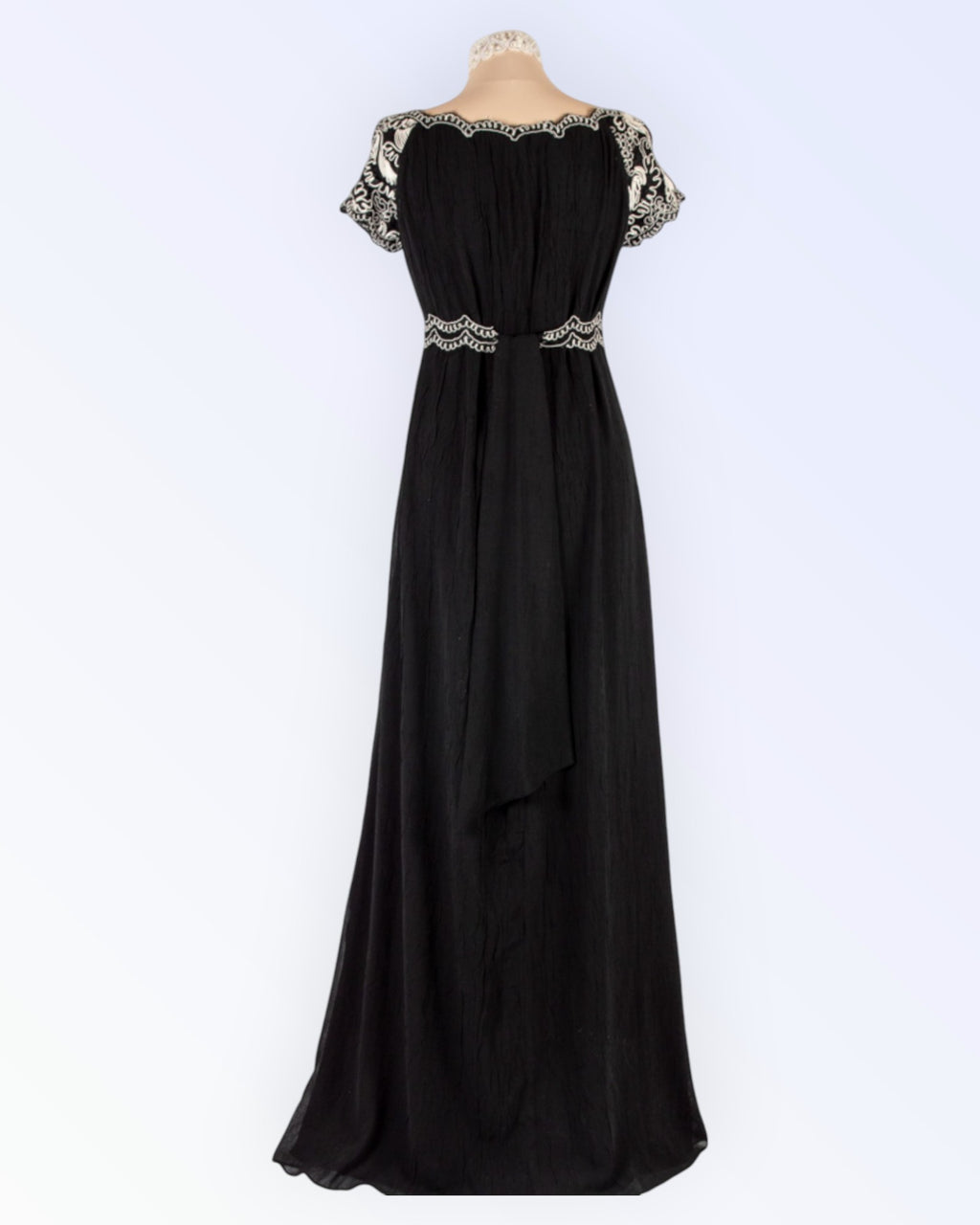 Must ampiirlõikeline pidulik kleit