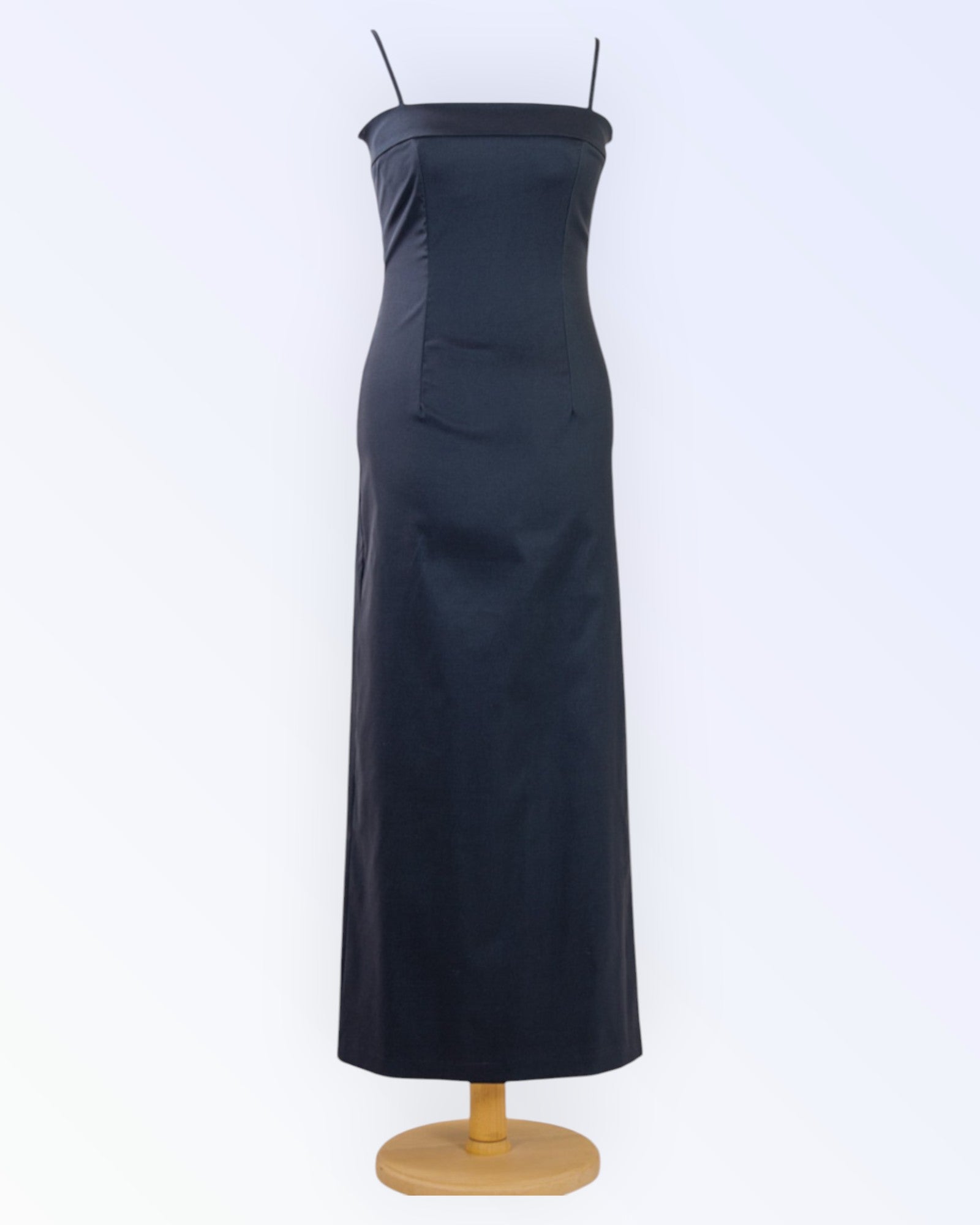 Jacqueline de Young pikkumusta