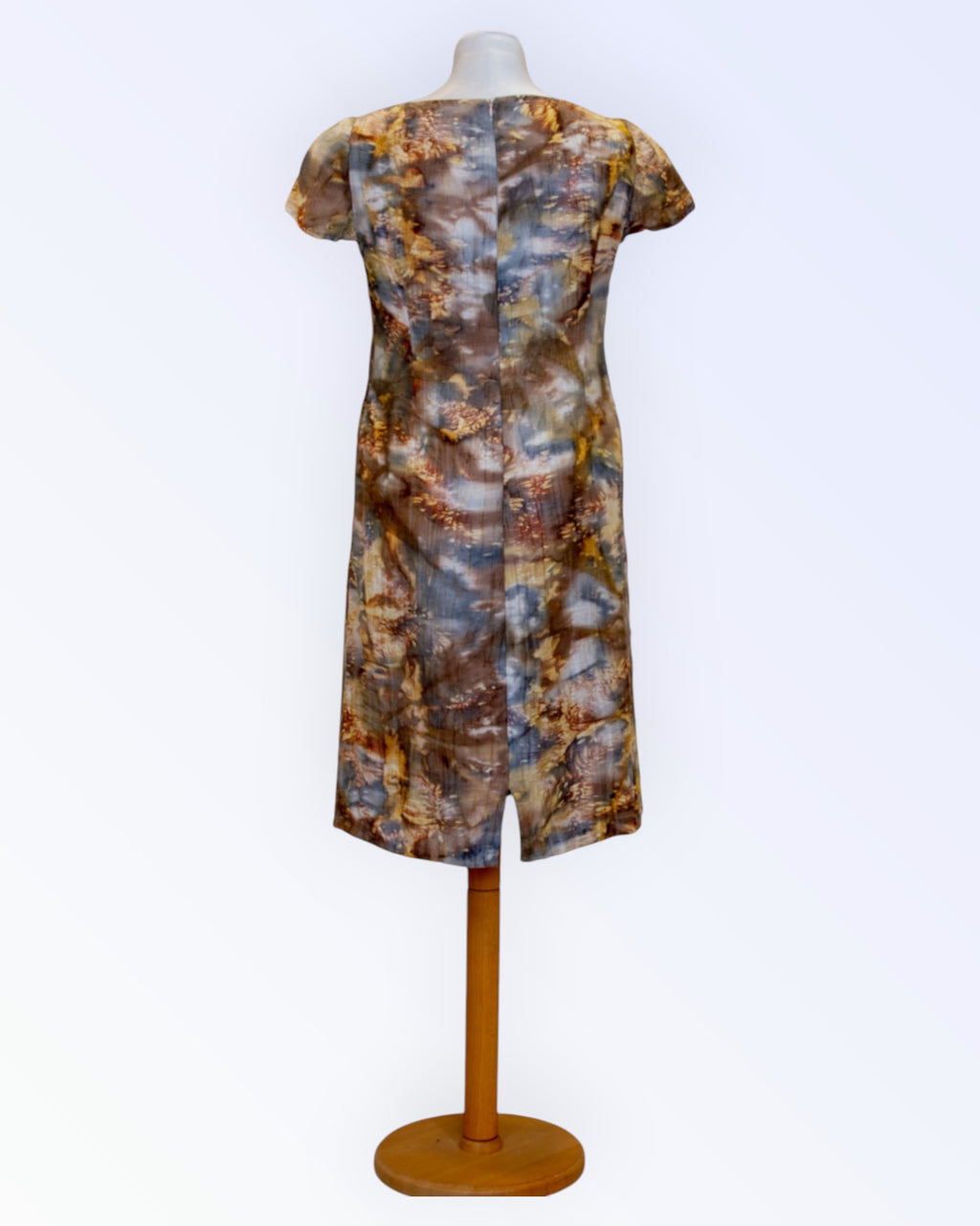 Mitmevärviline suvekleit