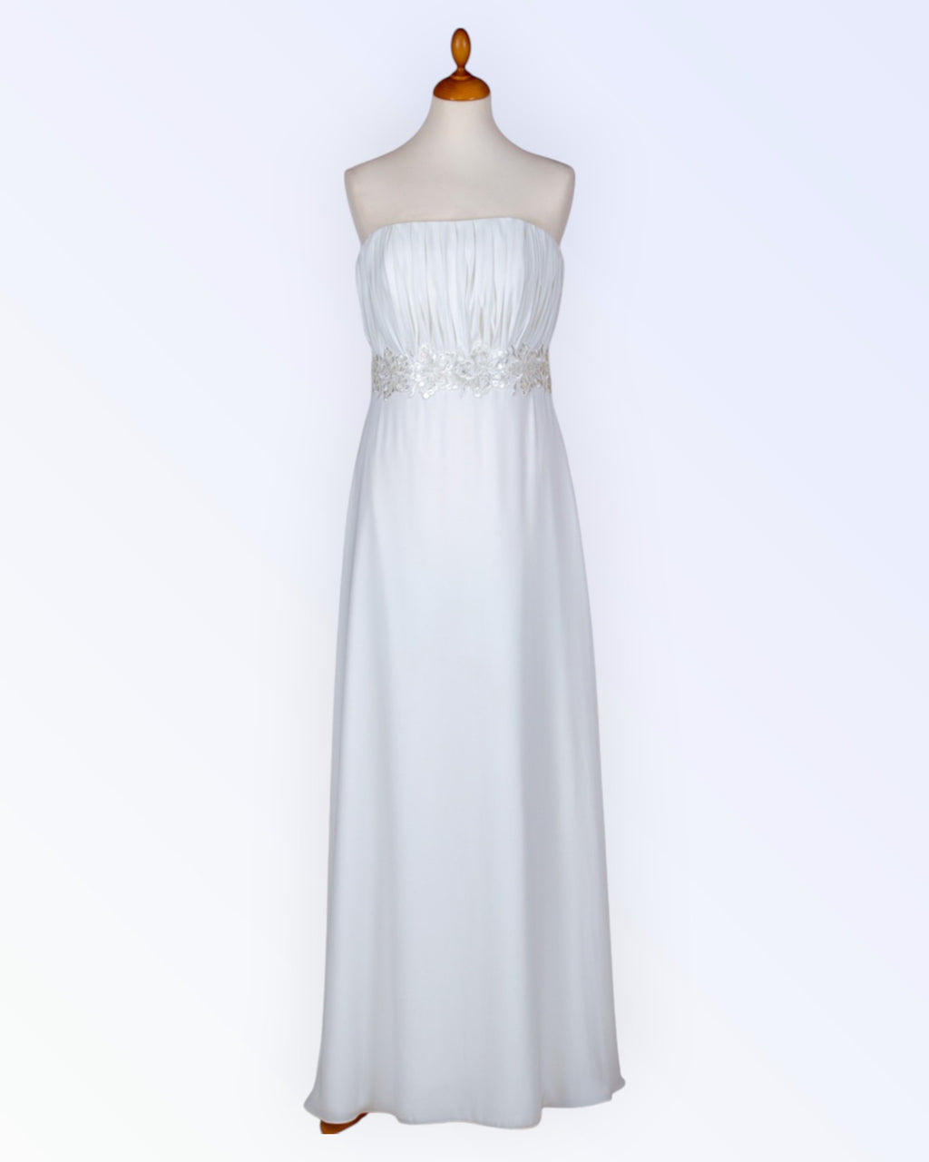Off-white chiffon wedding dress