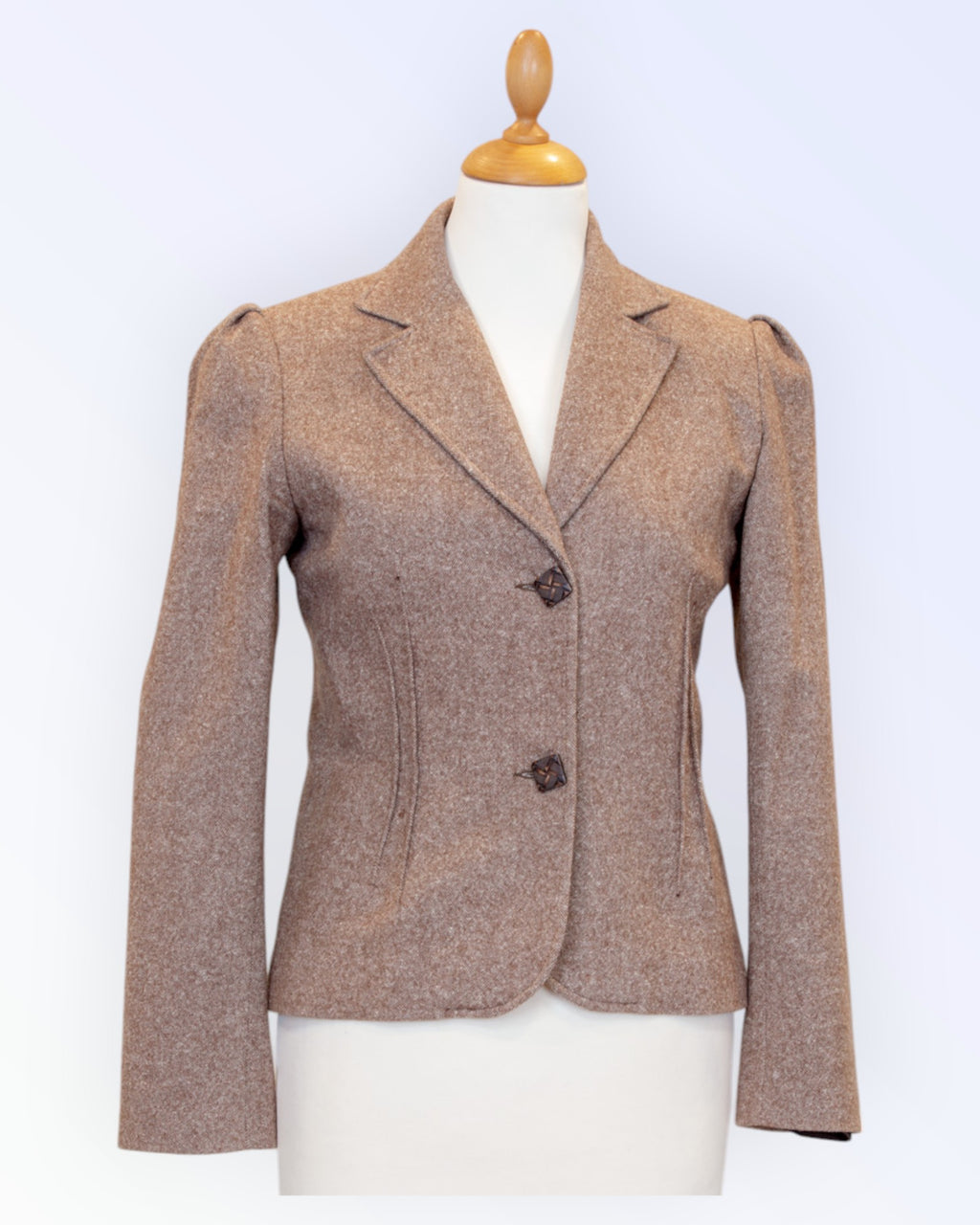 Tviid-kangast kostüümjakk