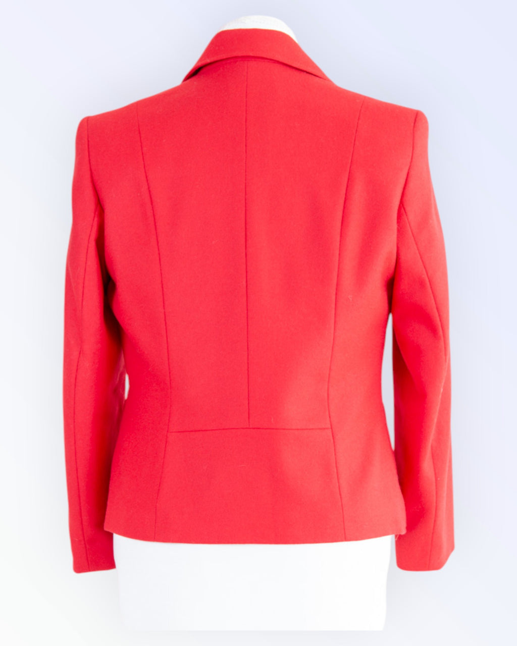 AMAL Coordinates classic red blazer