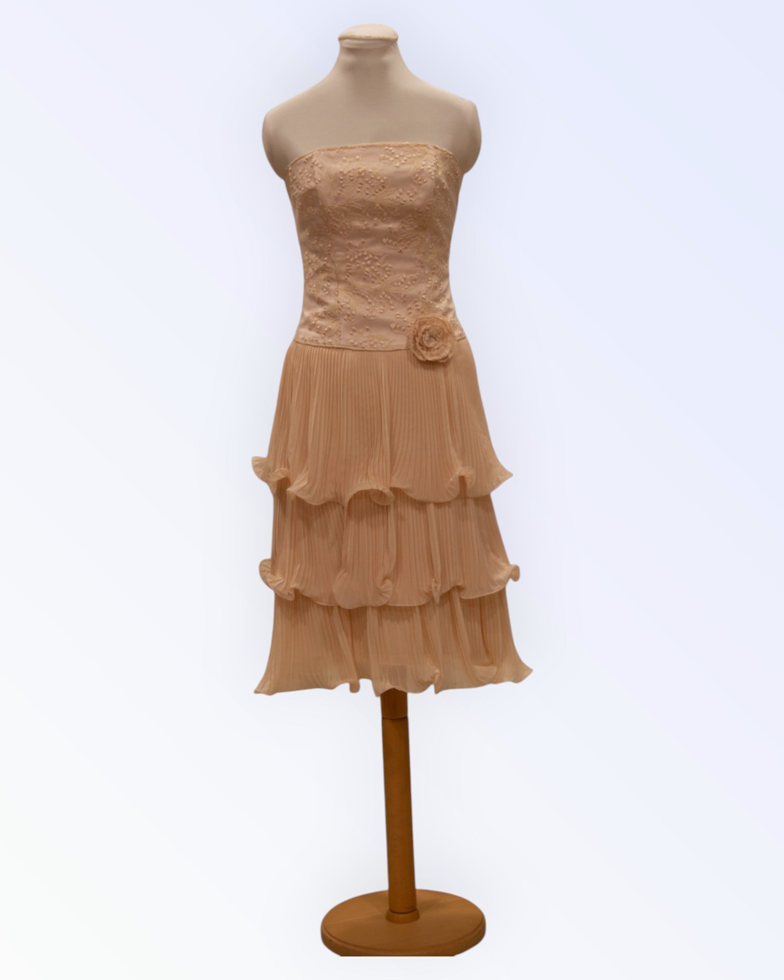 Vintage-style cocktail dress