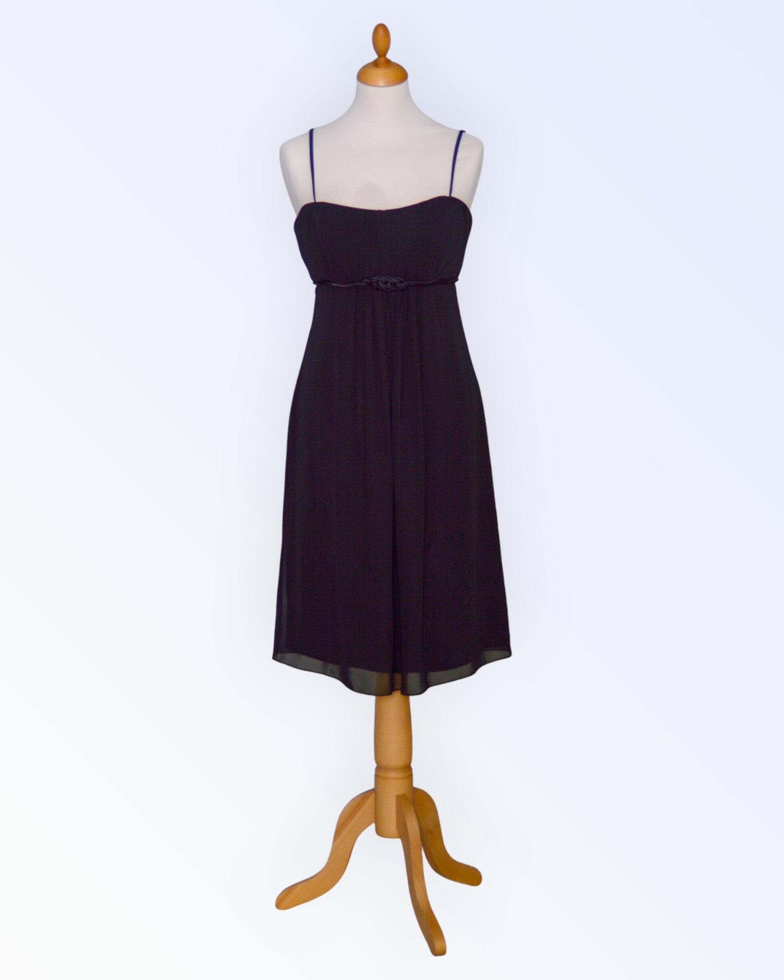 Alexia väike must kleit