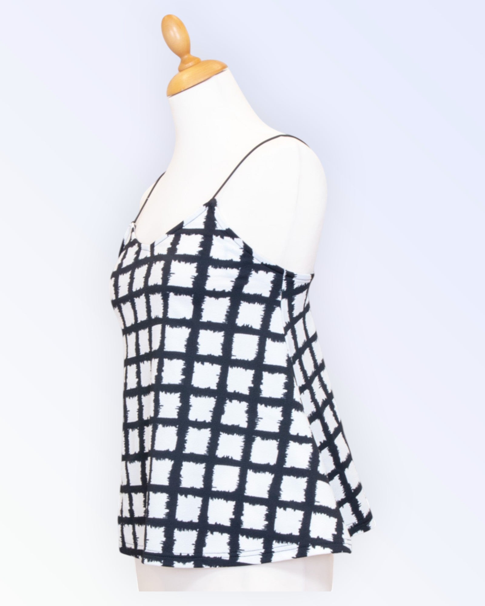 Sybo Skirt black and white top