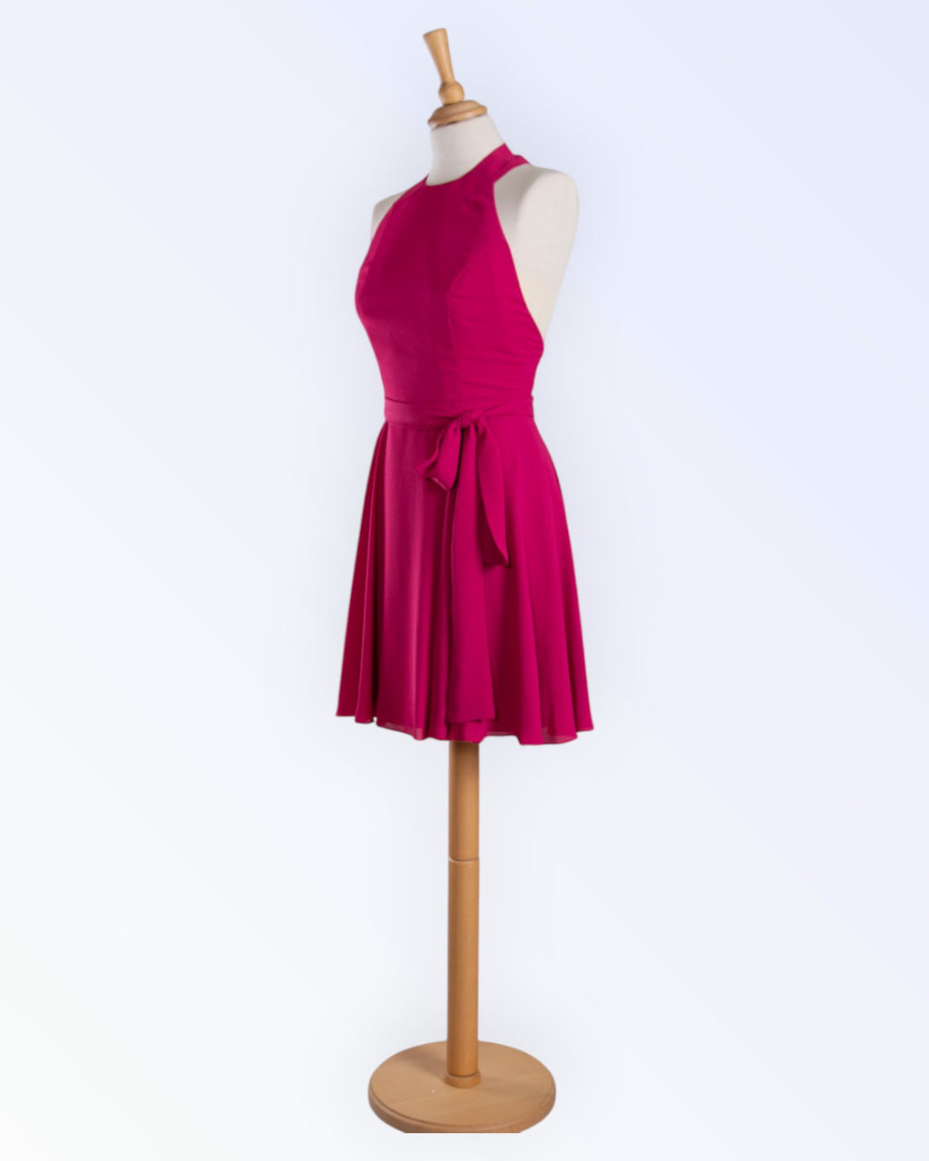 Vaarikapunasest šifoonist minikleit