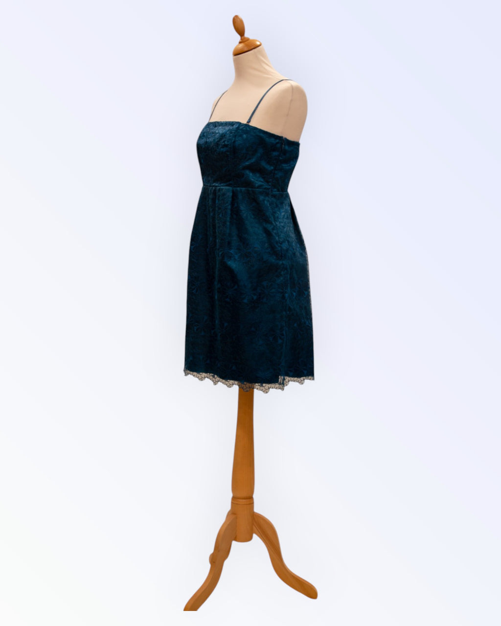 Vila embroidered organza cocktail dress