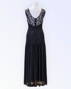 Mustast pitsist ja šifoonist pidulik kleit