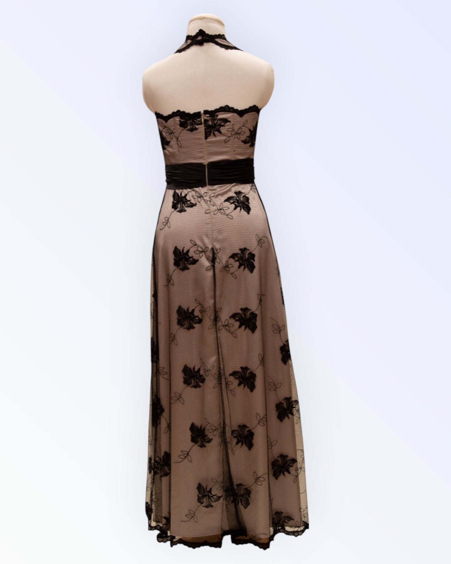 Black lace party dress with beige lining