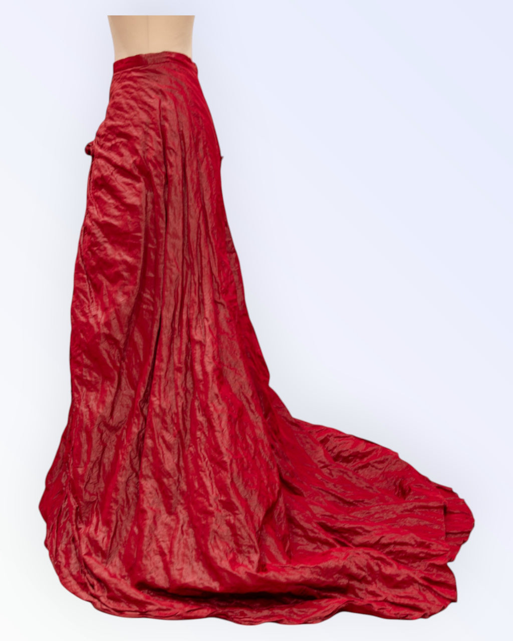 Long formal taffeta skirt with a train