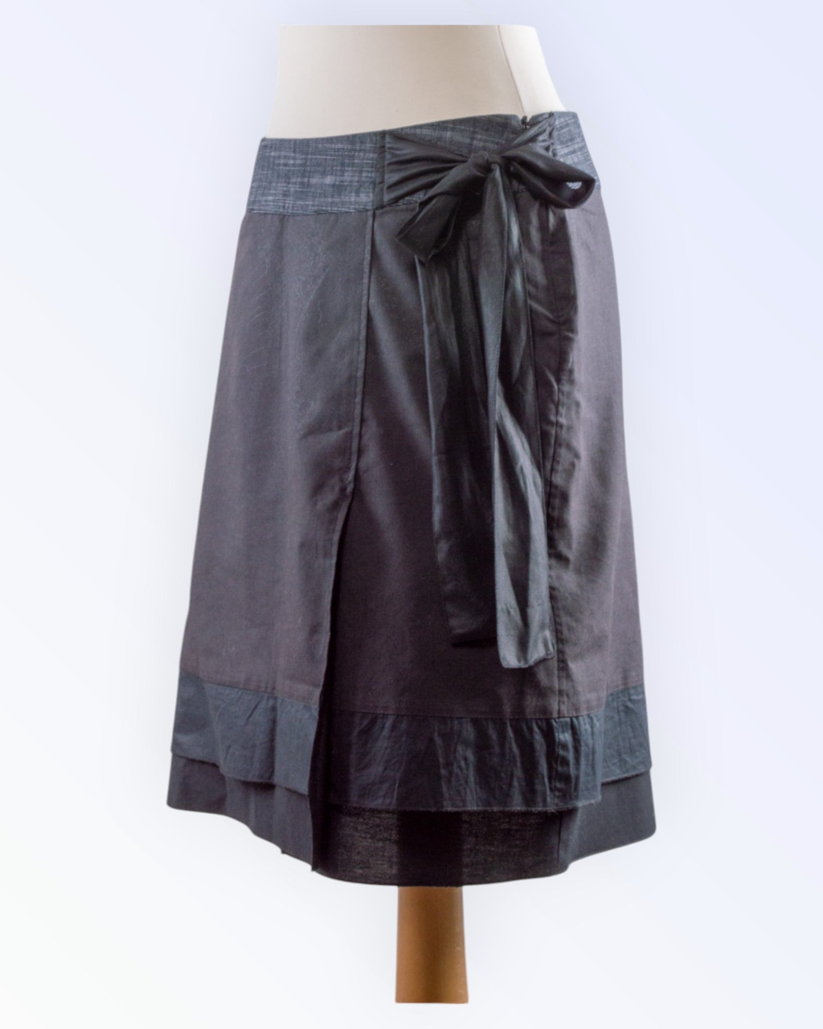 St-Martins cotton black skirt
